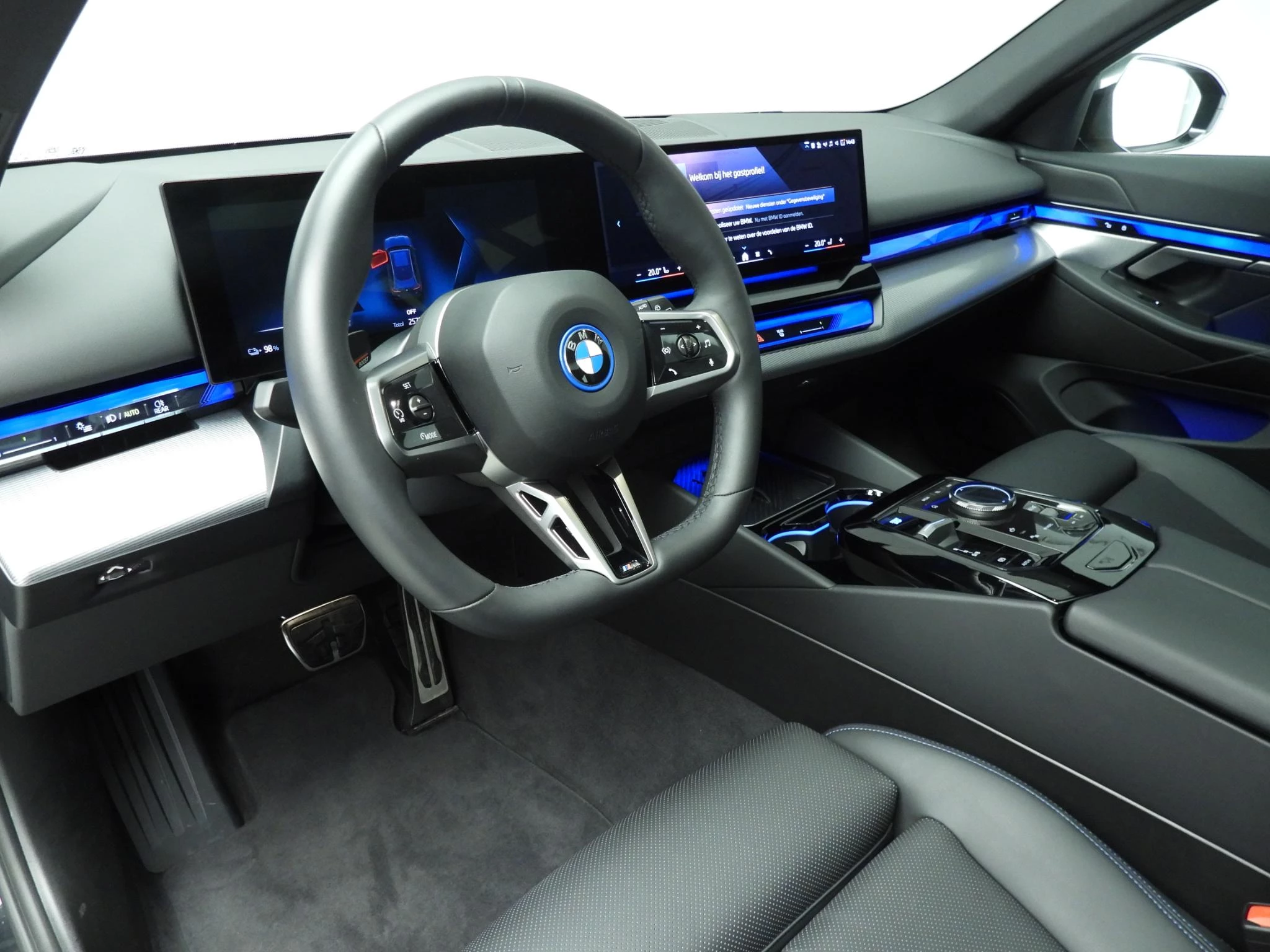 Hoofdafbeelding BMW i5