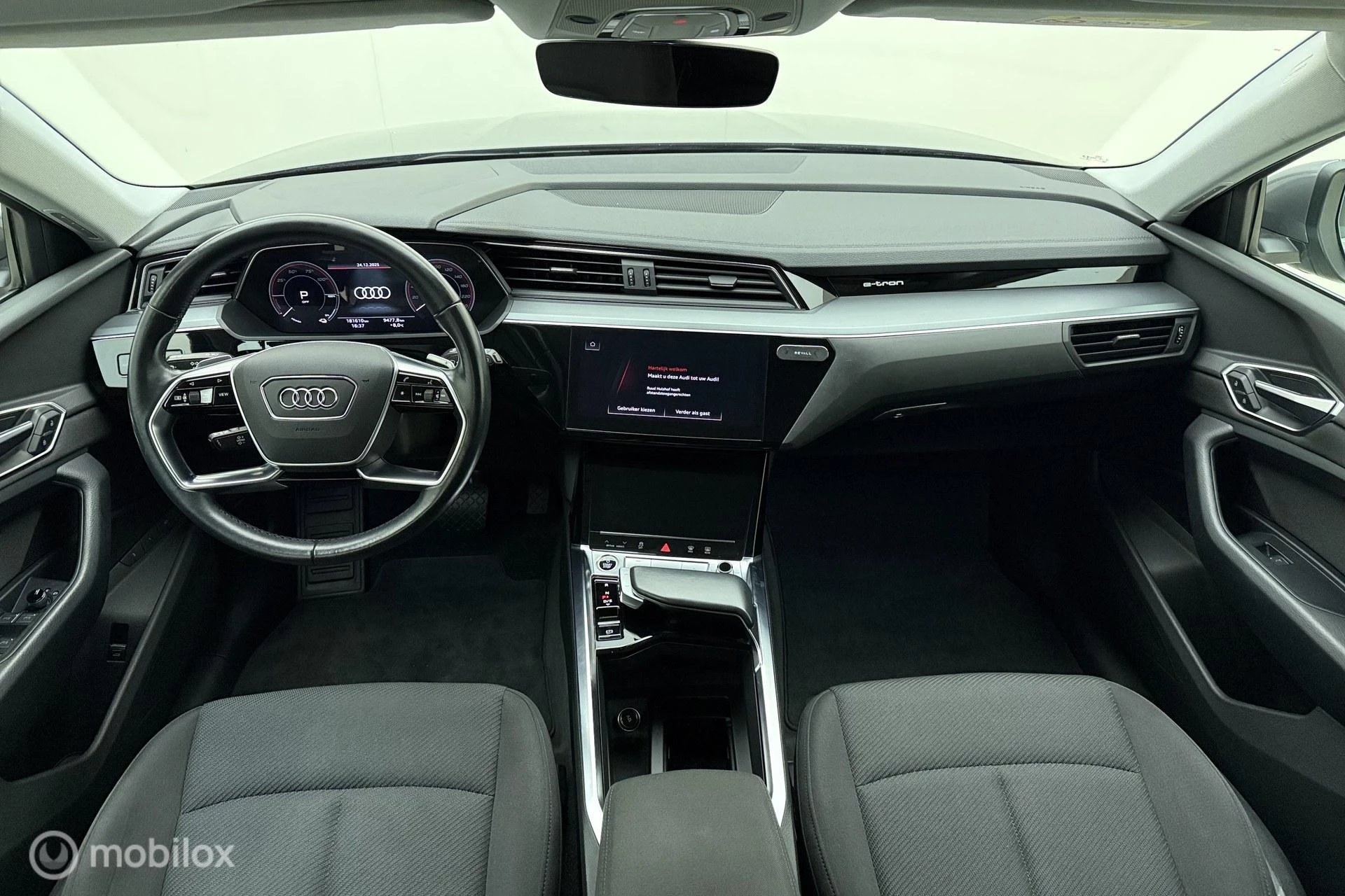 Hoofdafbeelding Audi e-tron