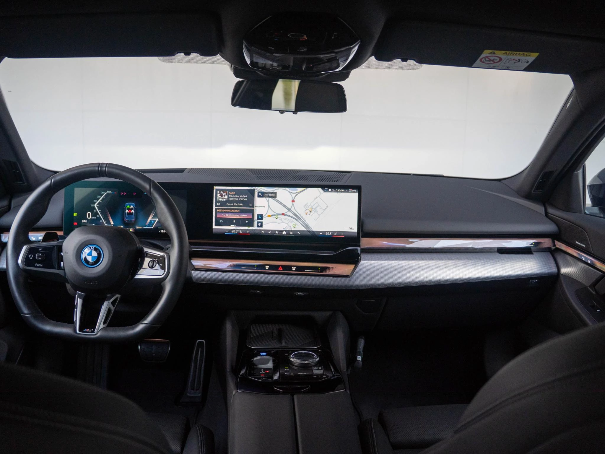 Hoofdafbeelding BMW i5