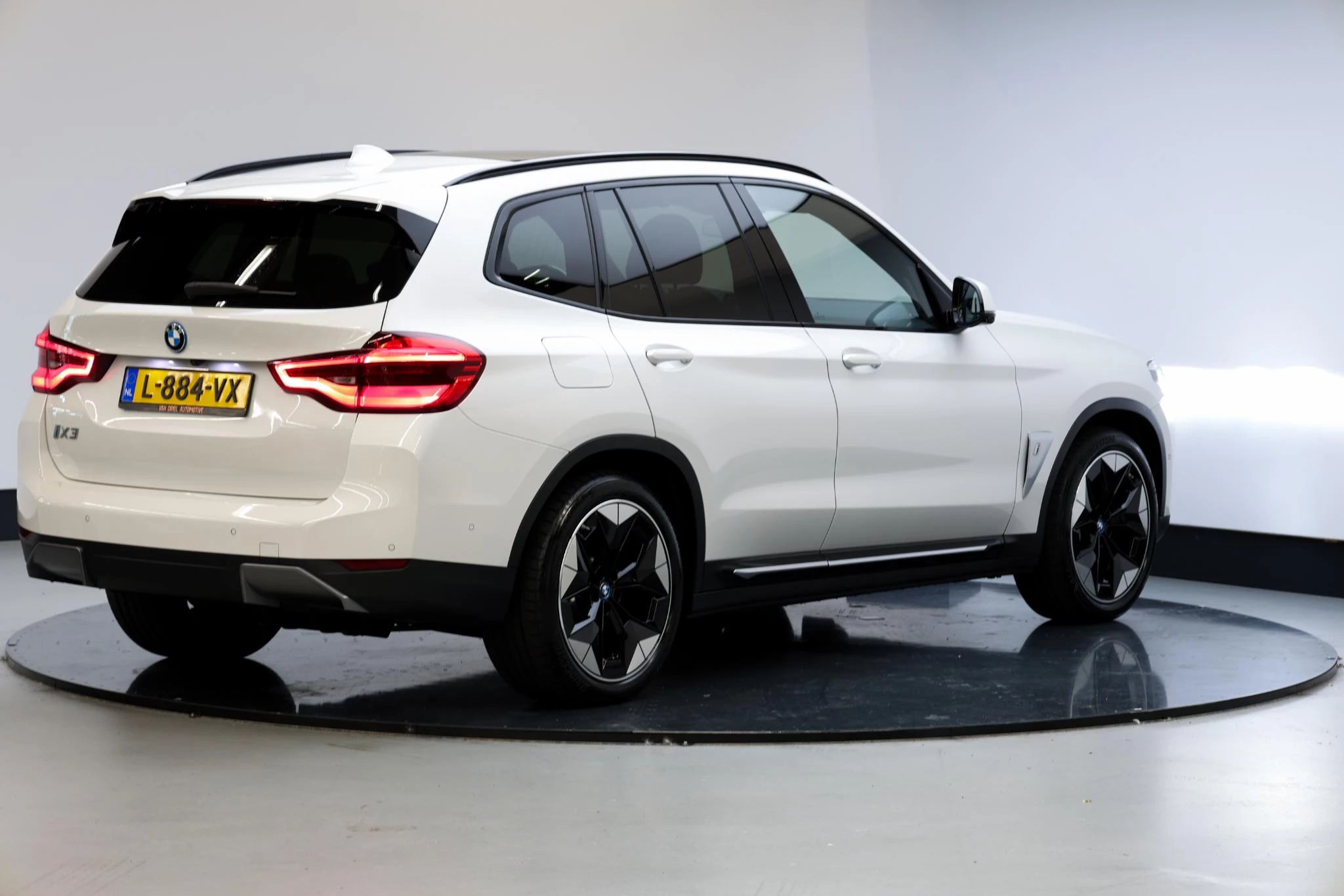 Hoofdafbeelding BMW iX3