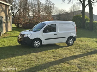 Hoofdafbeelding Nissan NV250