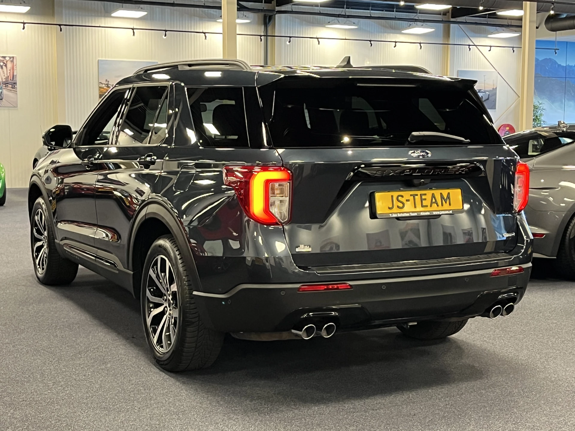 Hoofdafbeelding Ford Explorer