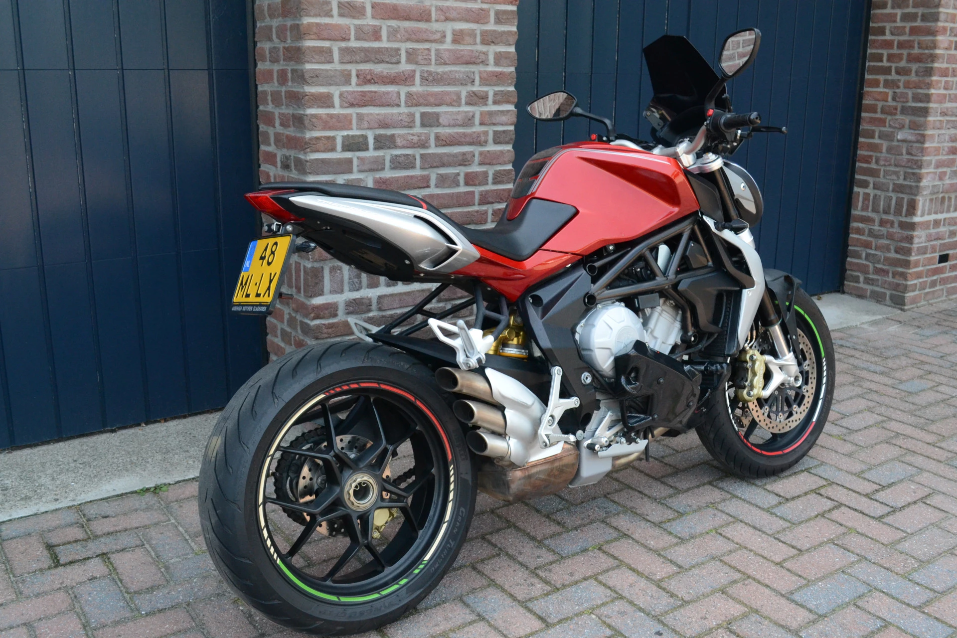 Hoofdafbeelding MV Agusta F3
