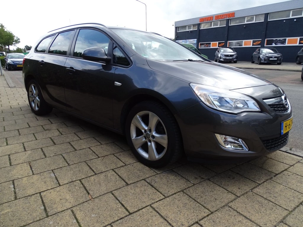 Hoofdafbeelding Opel Astra
