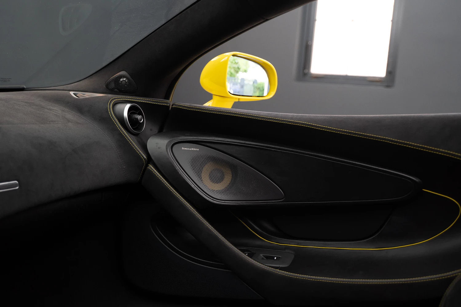 Hoofdafbeelding McLaren 570S