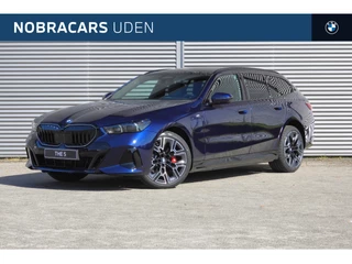 Hoofdafbeelding BMW 5 Serie BMW 5 Serie Touring 530e M Sport Automaat / Panoramadak / Trekhaak / Adaptieve LED / Stoelventilatie / Comfort Access / Parking Assistant Plus