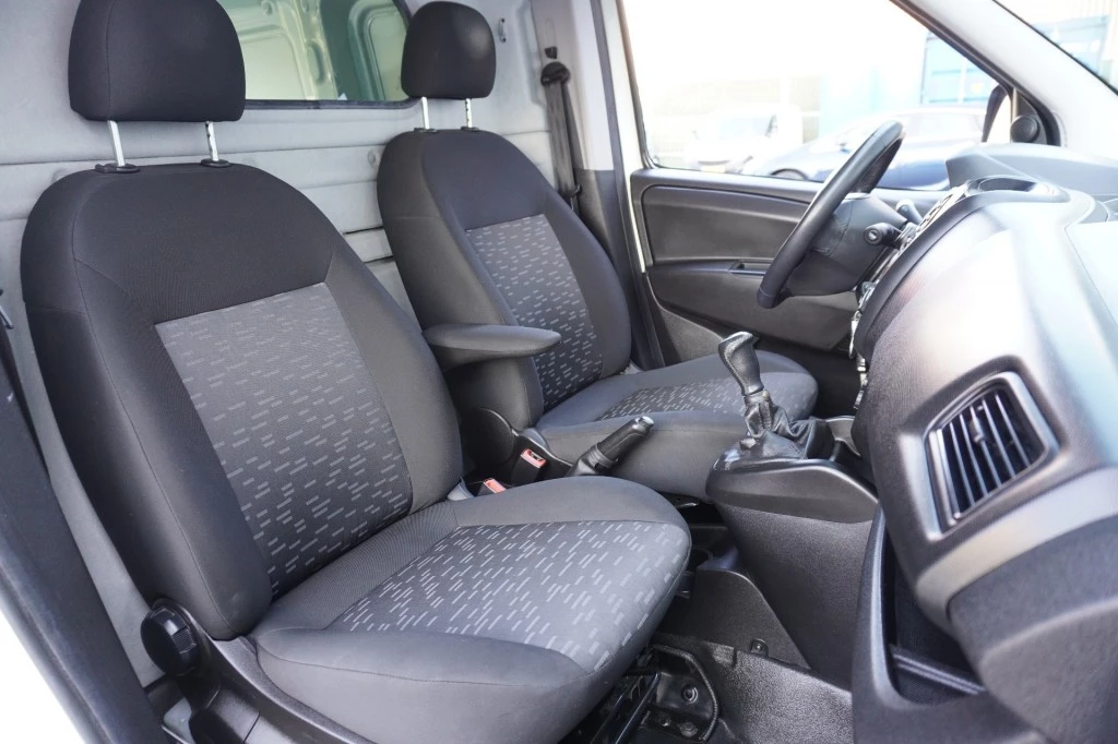 Hoofdafbeelding Opel Combo
