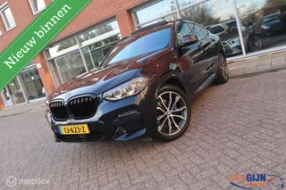 Hoofdafbeelding BMW X4 BMW X4 xDrive30i High Executive Pano Navi Head-up 252PK