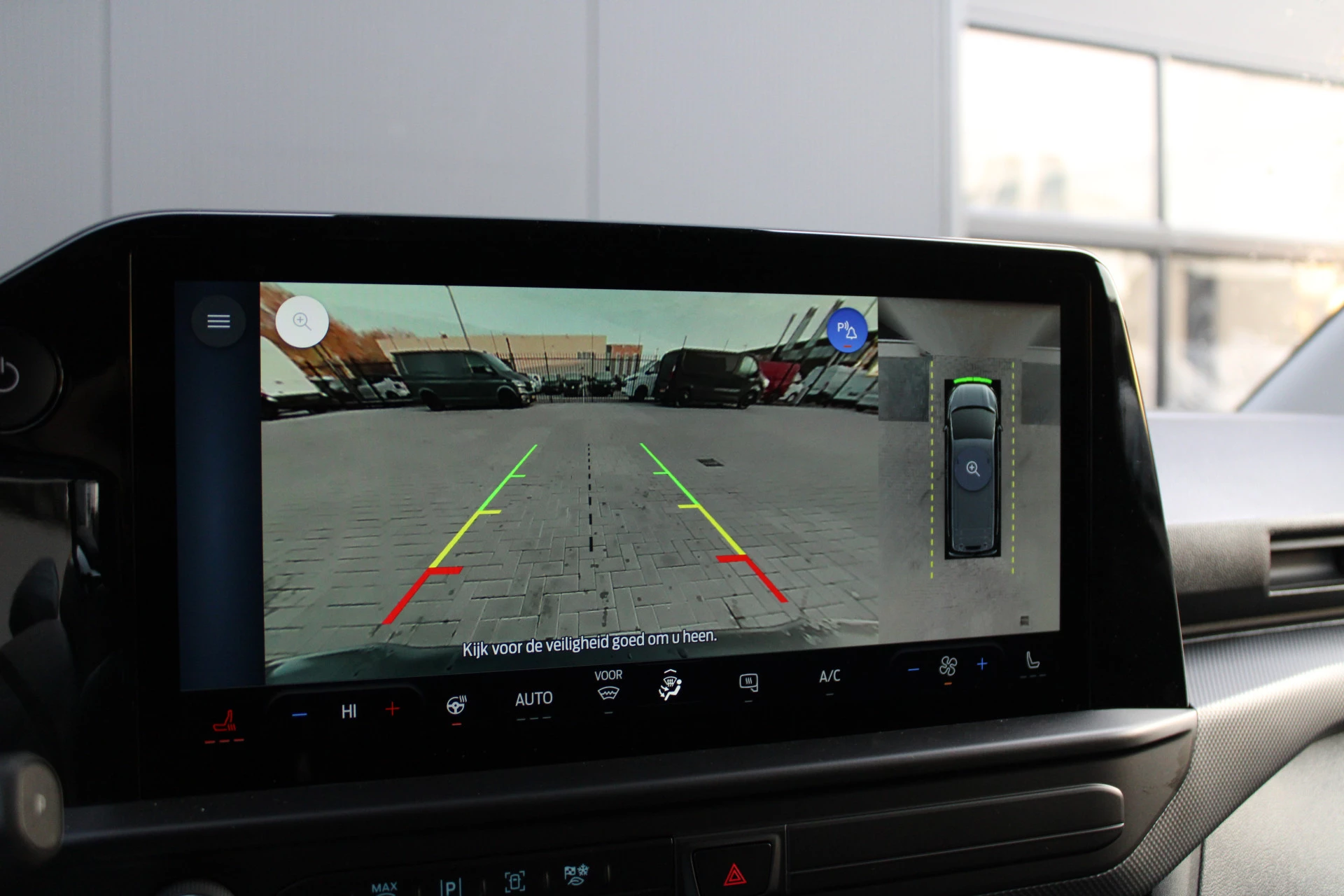 Hoofdafbeelding Ford E-Transit Custom