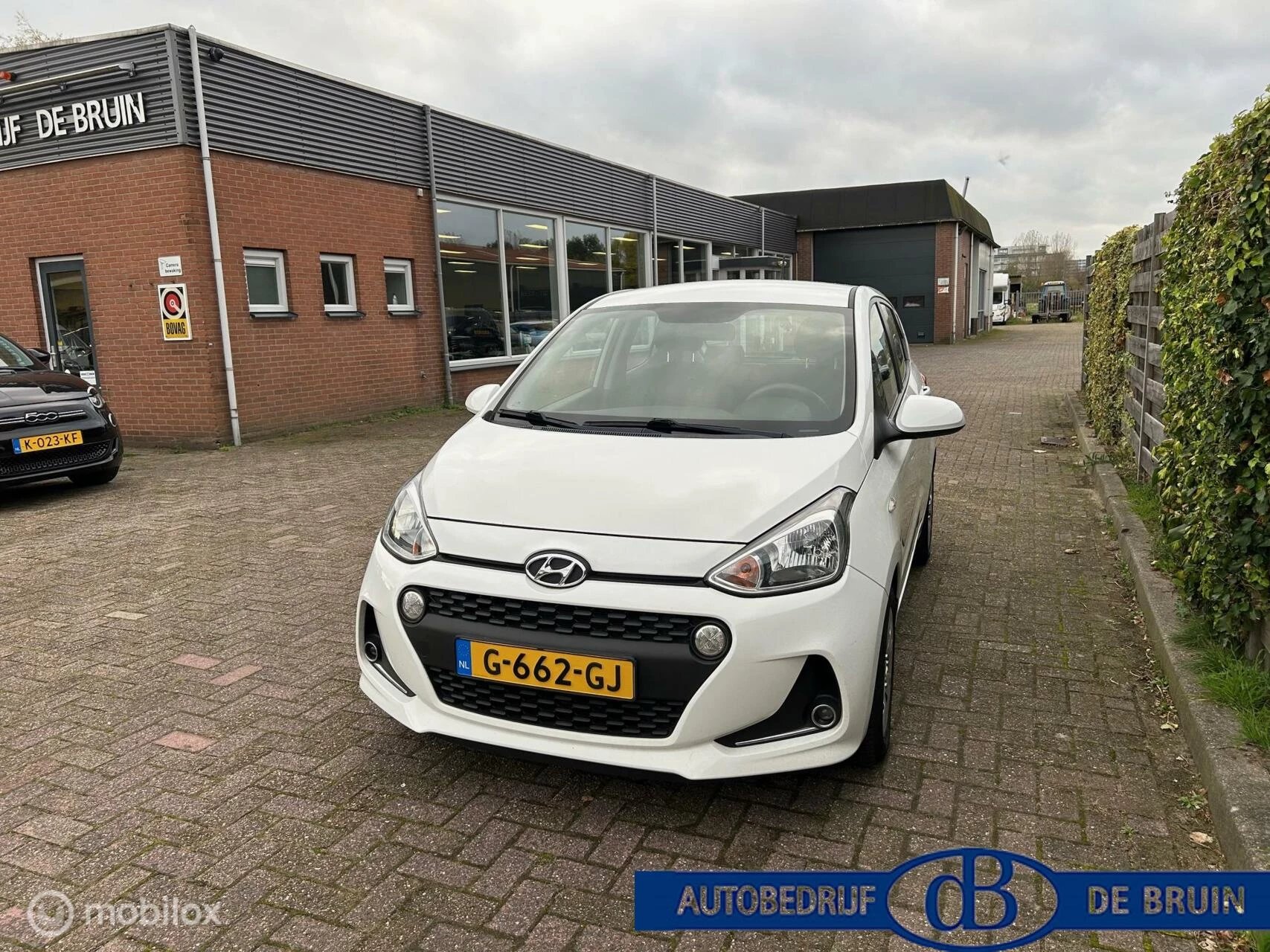 Hoofdafbeelding Hyundai i10