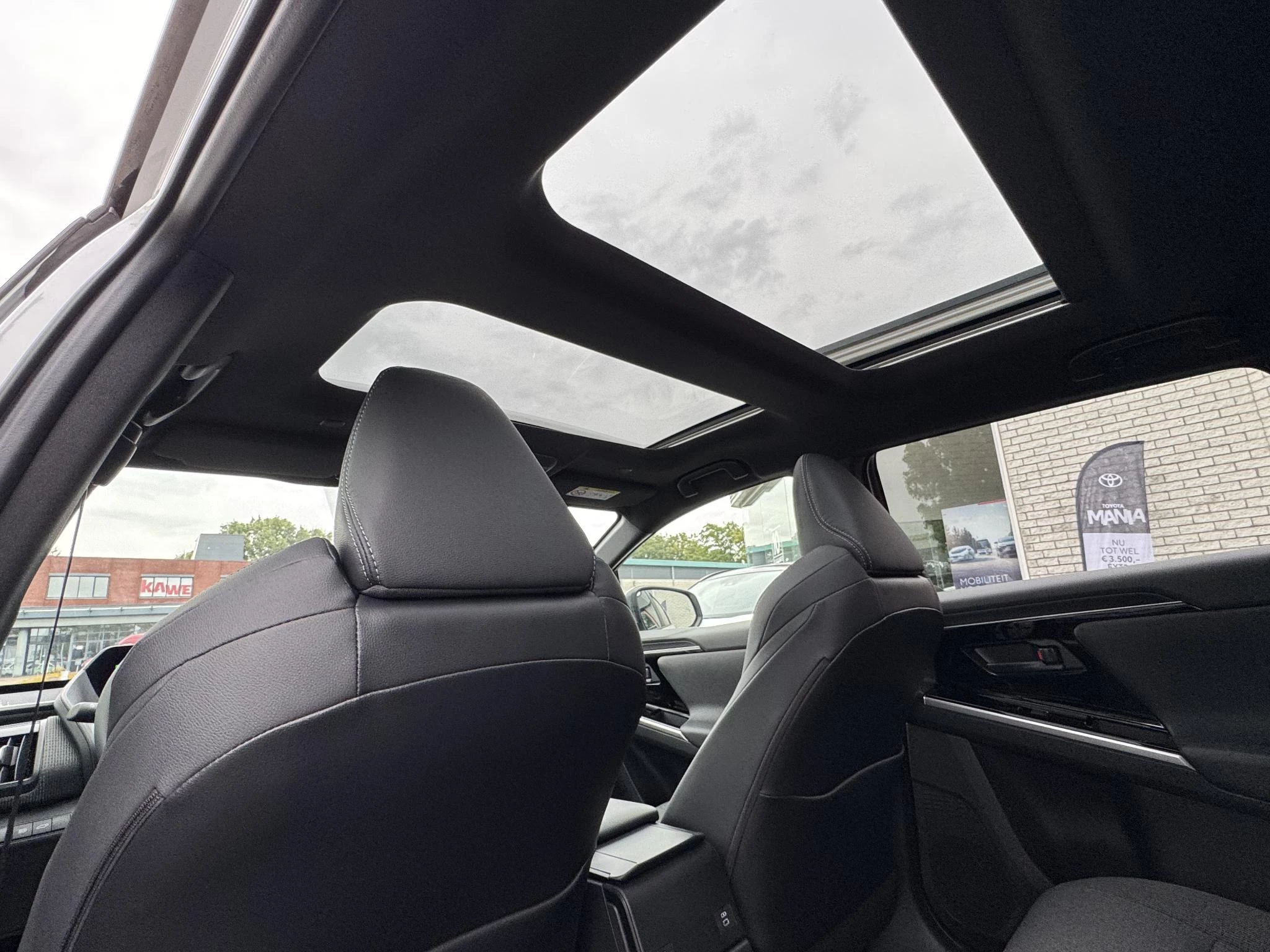 Hoofdafbeelding Toyota bZ4X