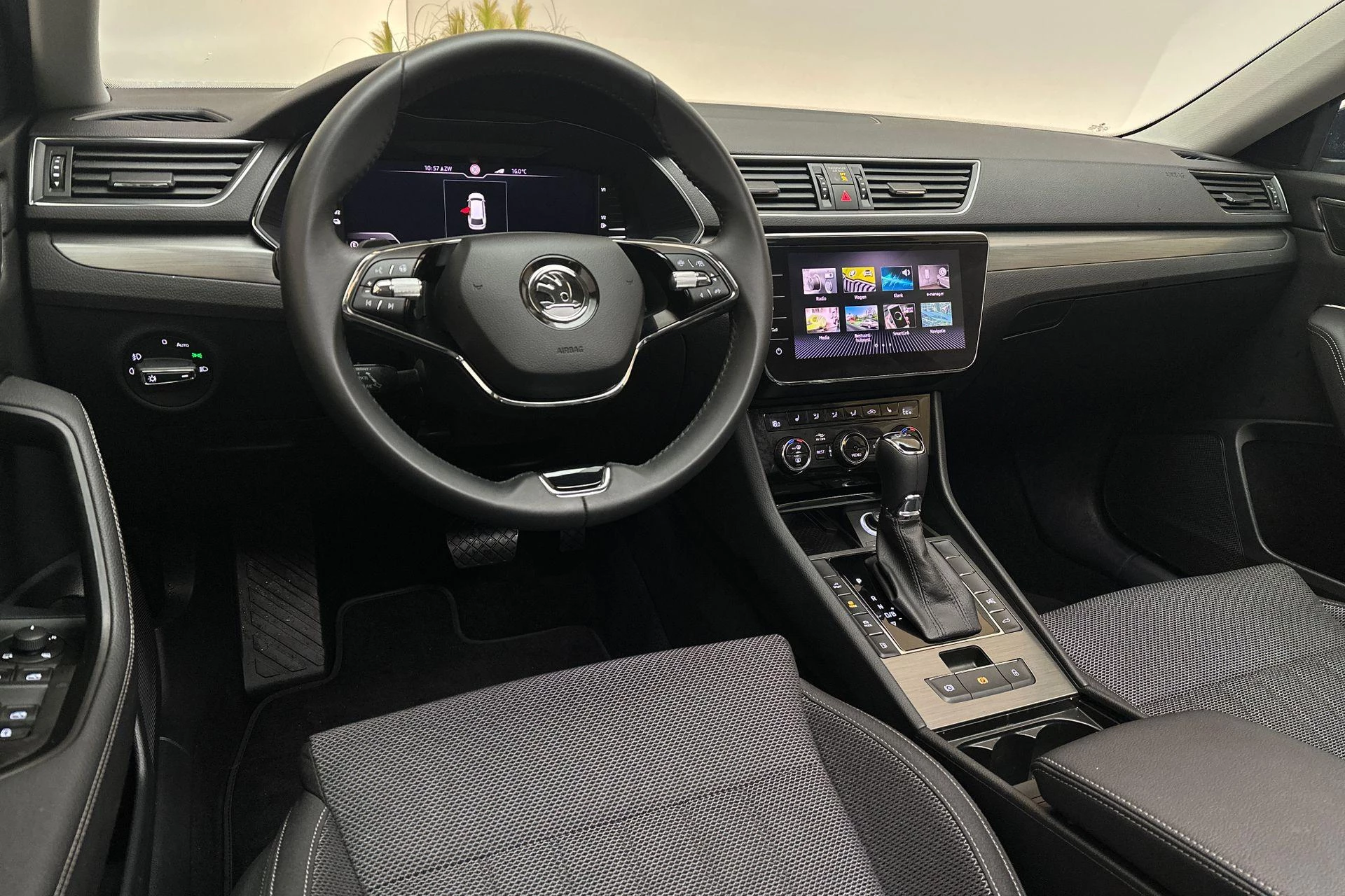 Hoofdafbeelding Škoda Superb