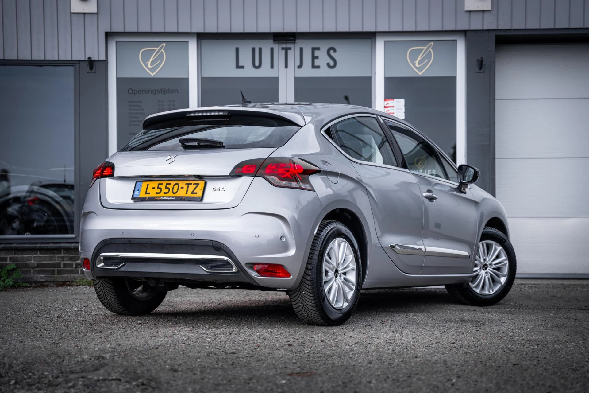 Hoofdafbeelding DS DS 4