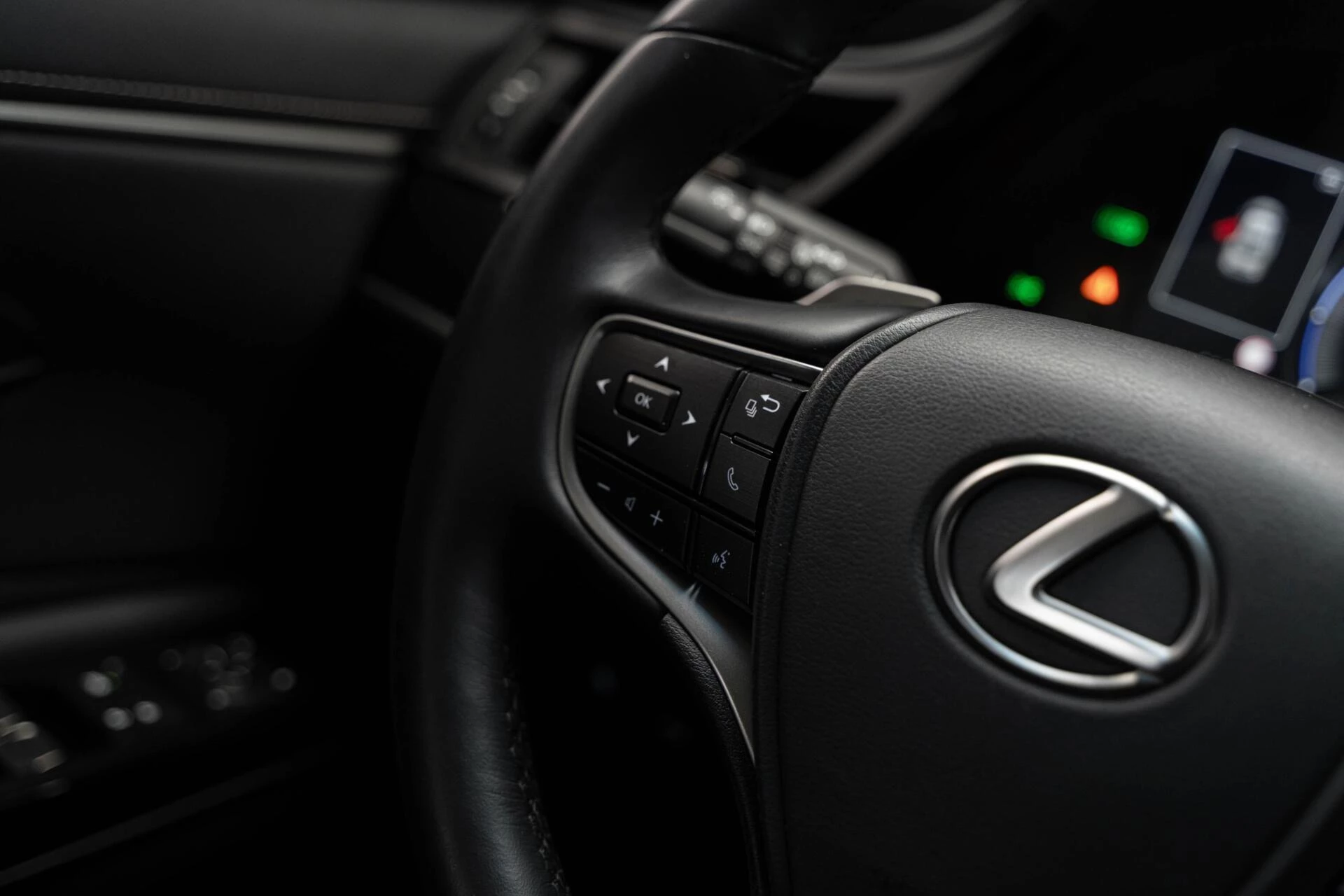 Hoofdafbeelding Lexus ES