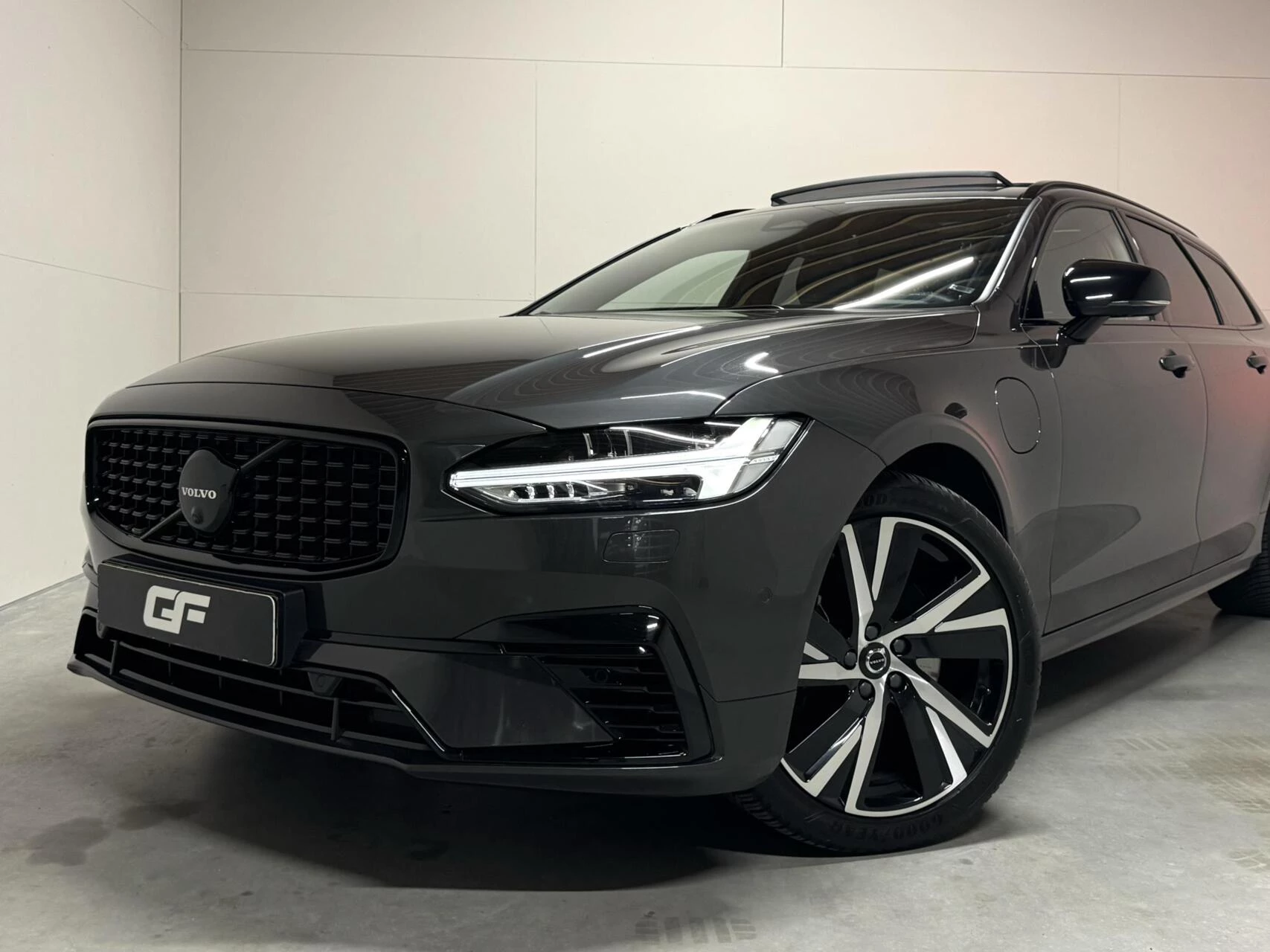 Hoofdafbeelding Volvo V90