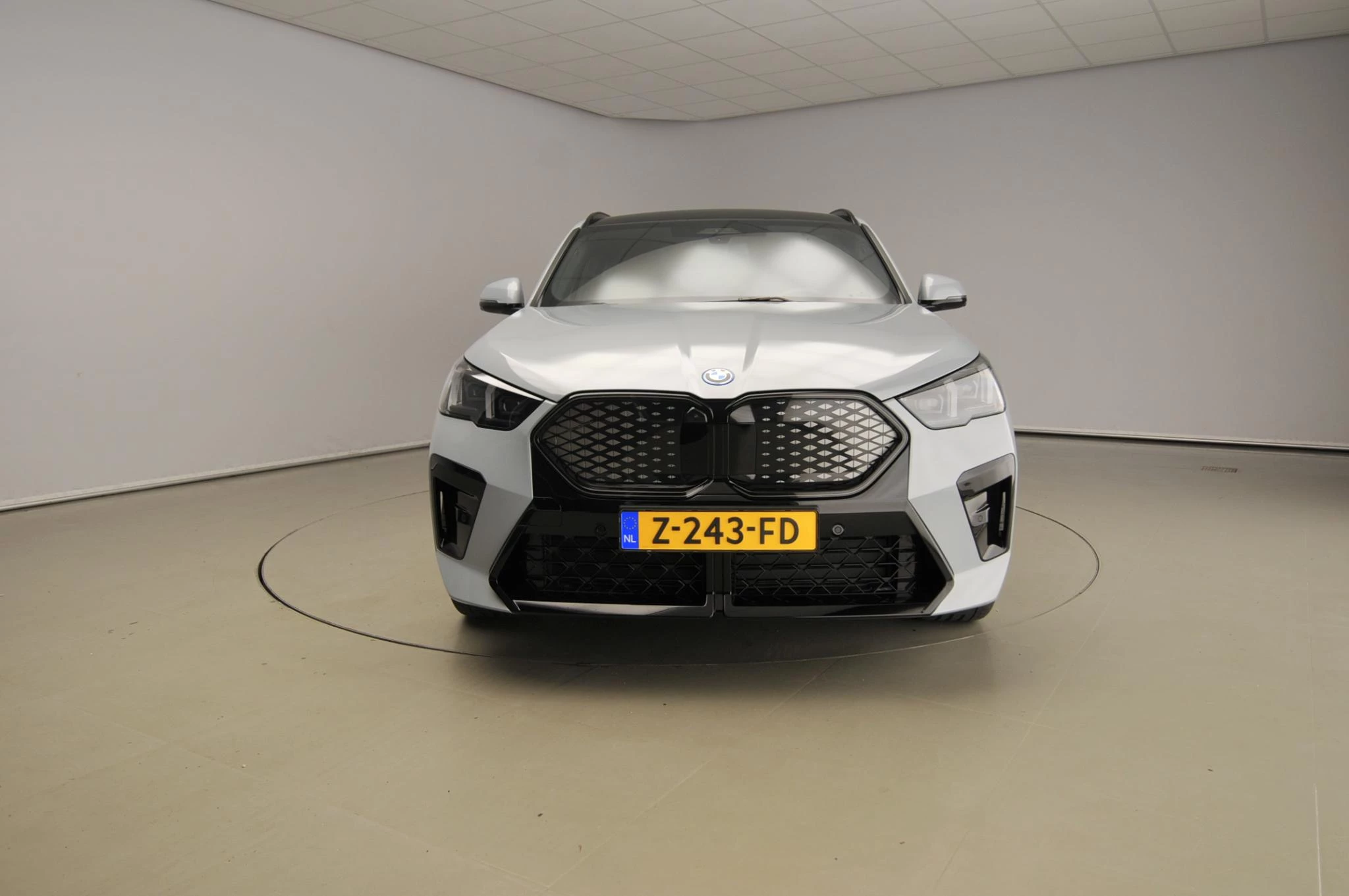 Hoofdafbeelding BMW iX2