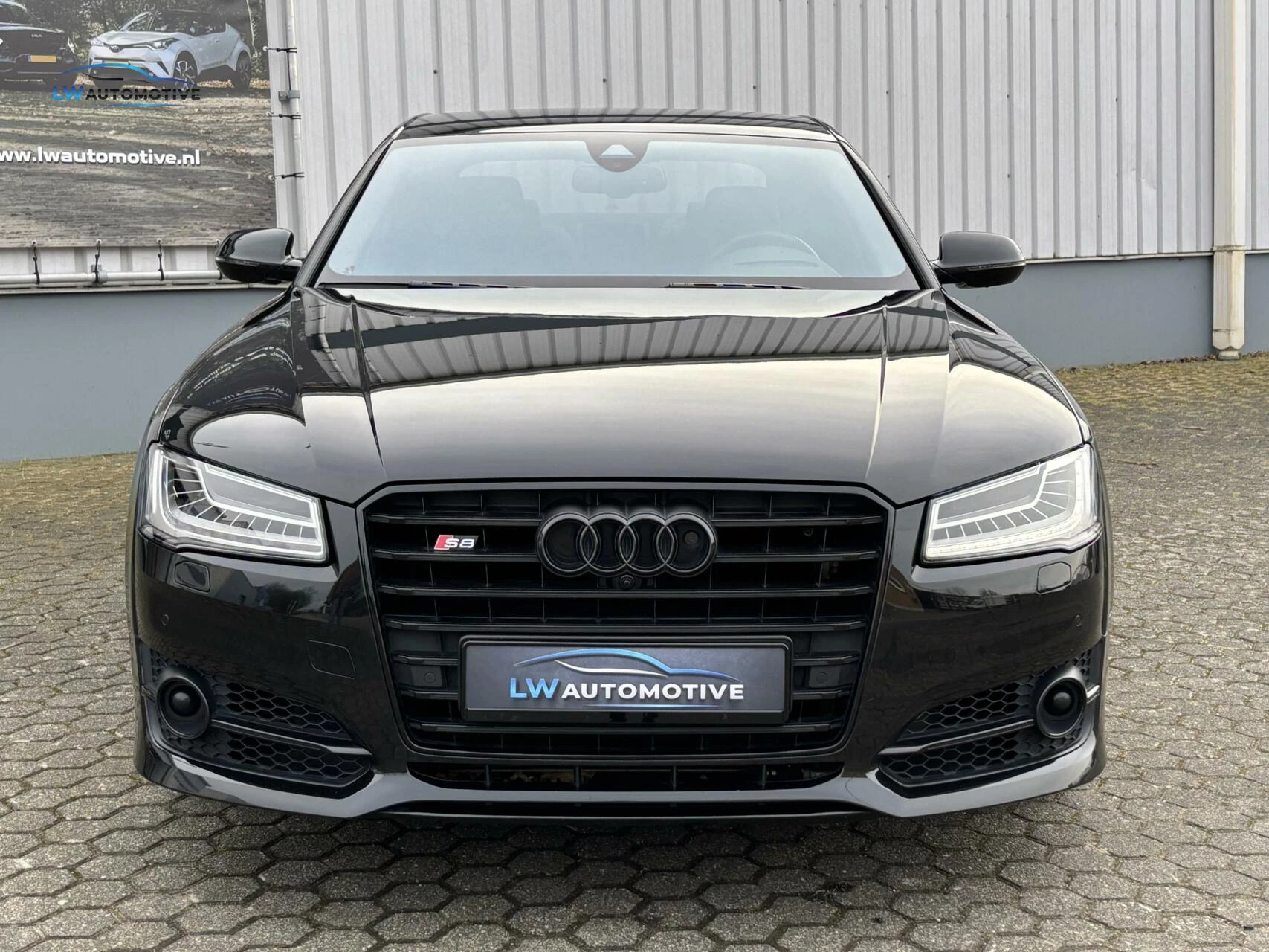 Hoofdafbeelding Audi S8