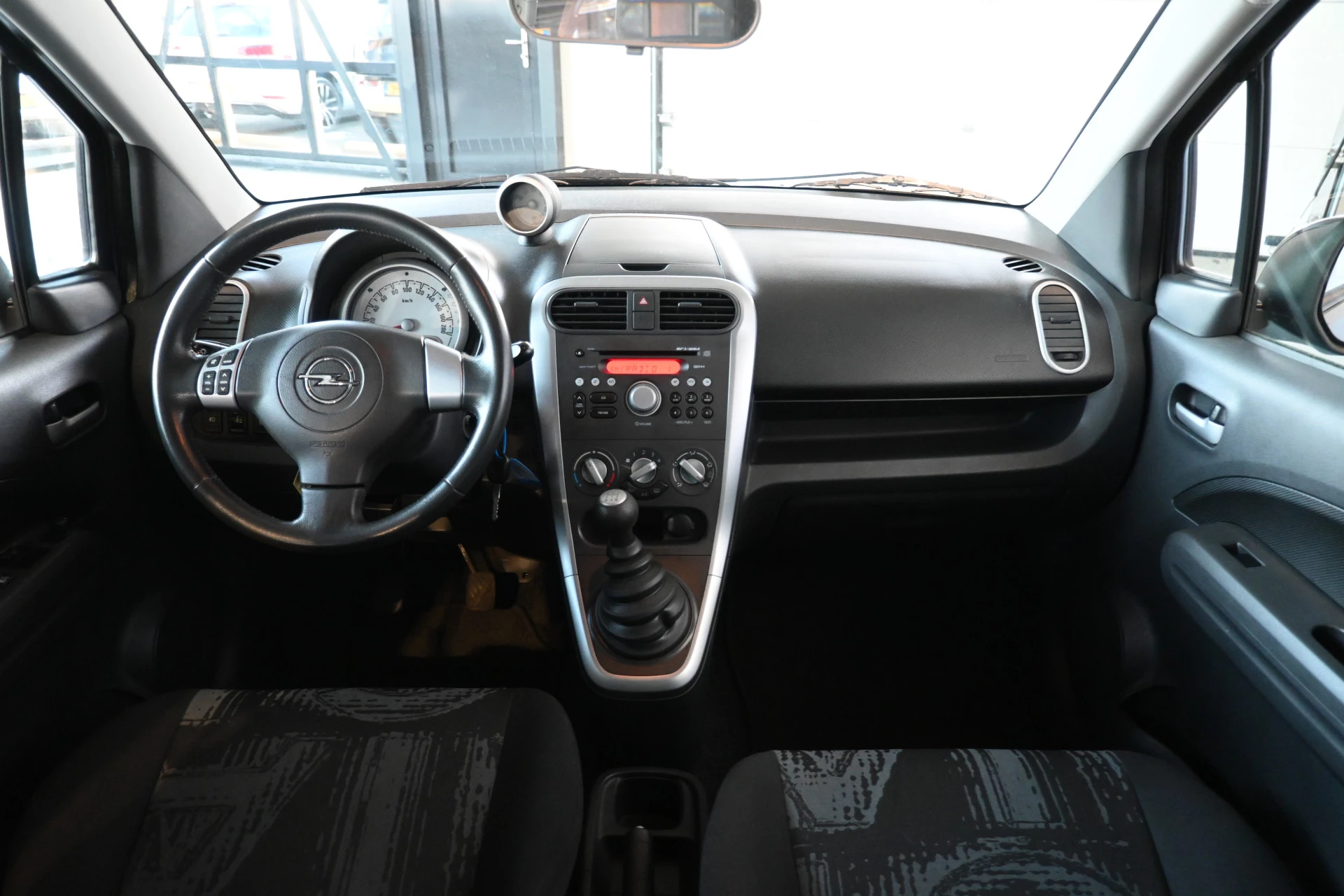 Hoofdafbeelding Opel Agila