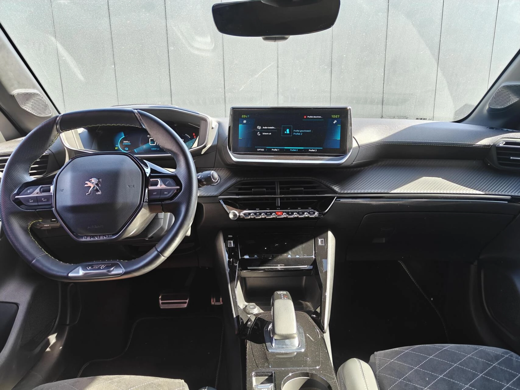 Hoofdafbeelding Peugeot e-208