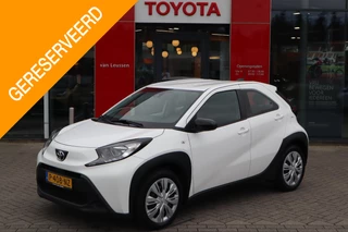 Toyota Aygo X PLAY AUTOMAAT CAMERA AD-CRUISE APPLE/ANDROID ALL-SEASON NL-AUTO DEALERONDERHOUDEN