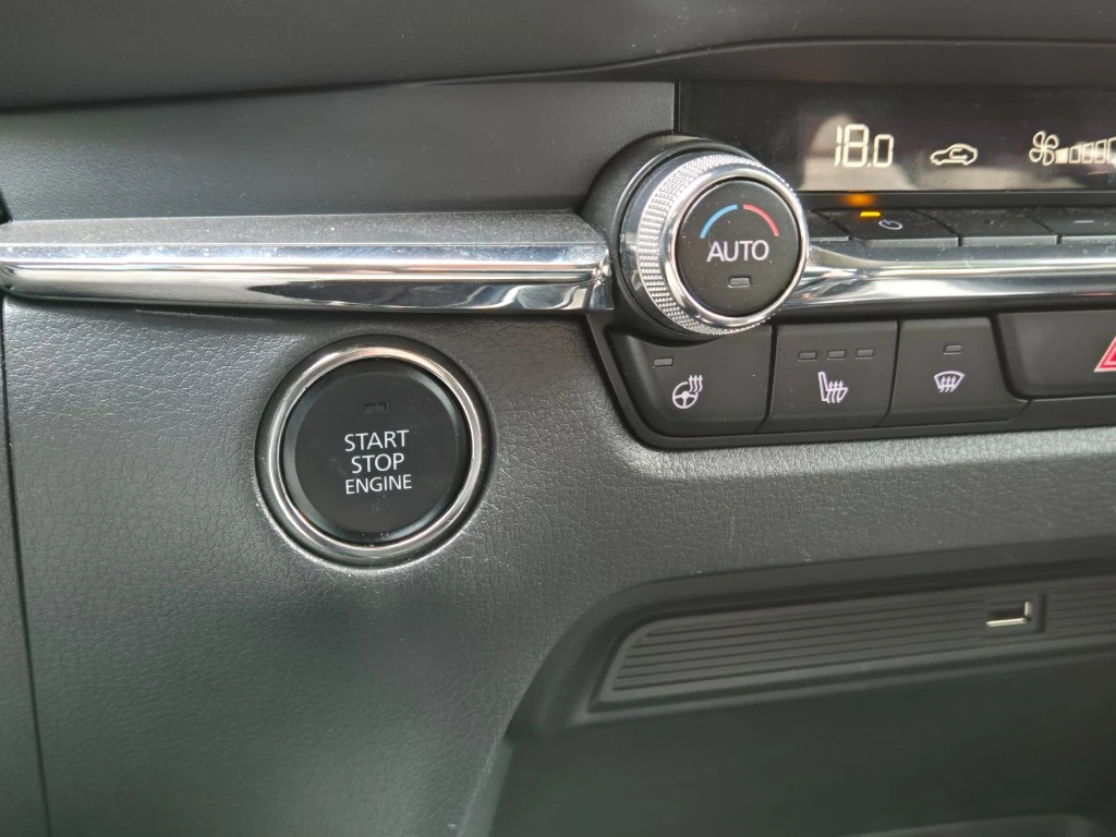 Hoofdafbeelding Mazda CX-30