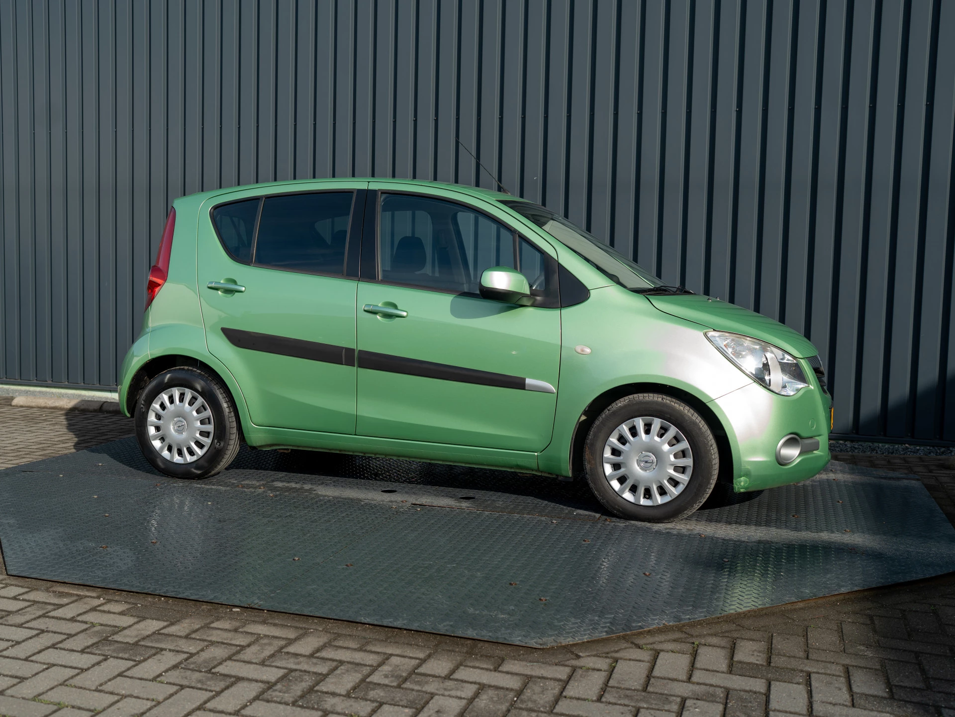 Hoofdafbeelding Opel Agila