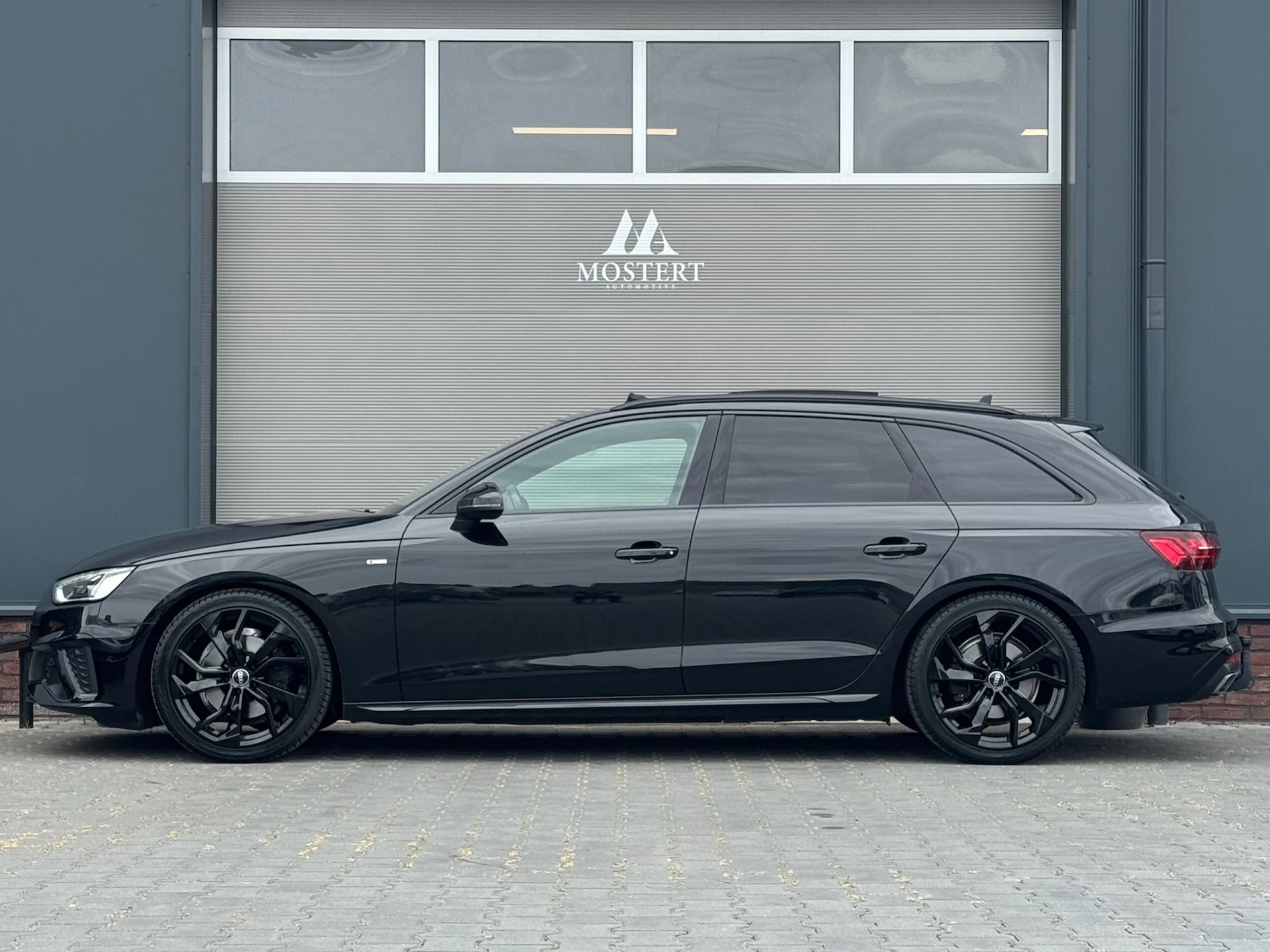 Hoofdafbeelding Audi A4