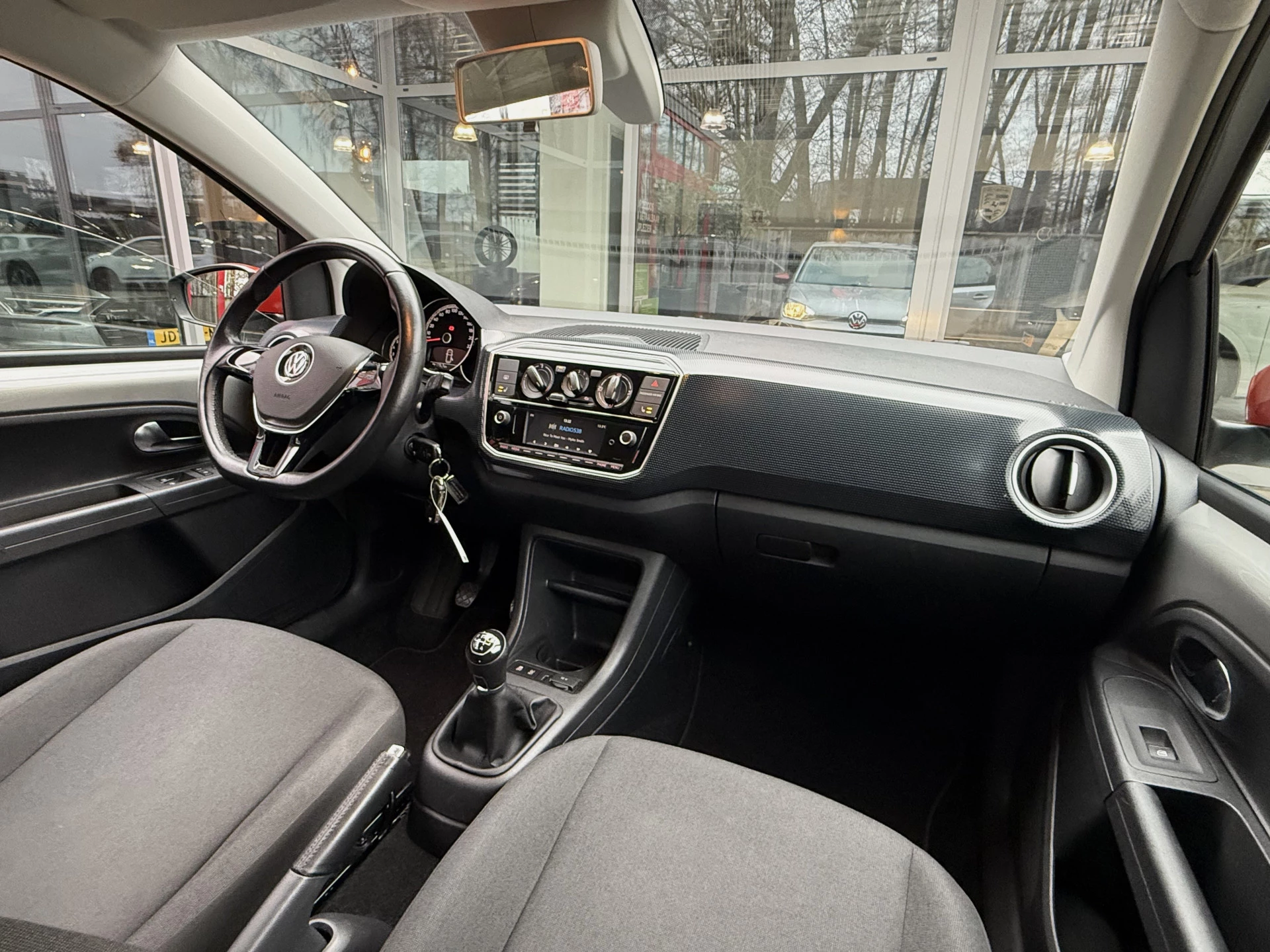 Hoofdafbeelding Volkswagen up!