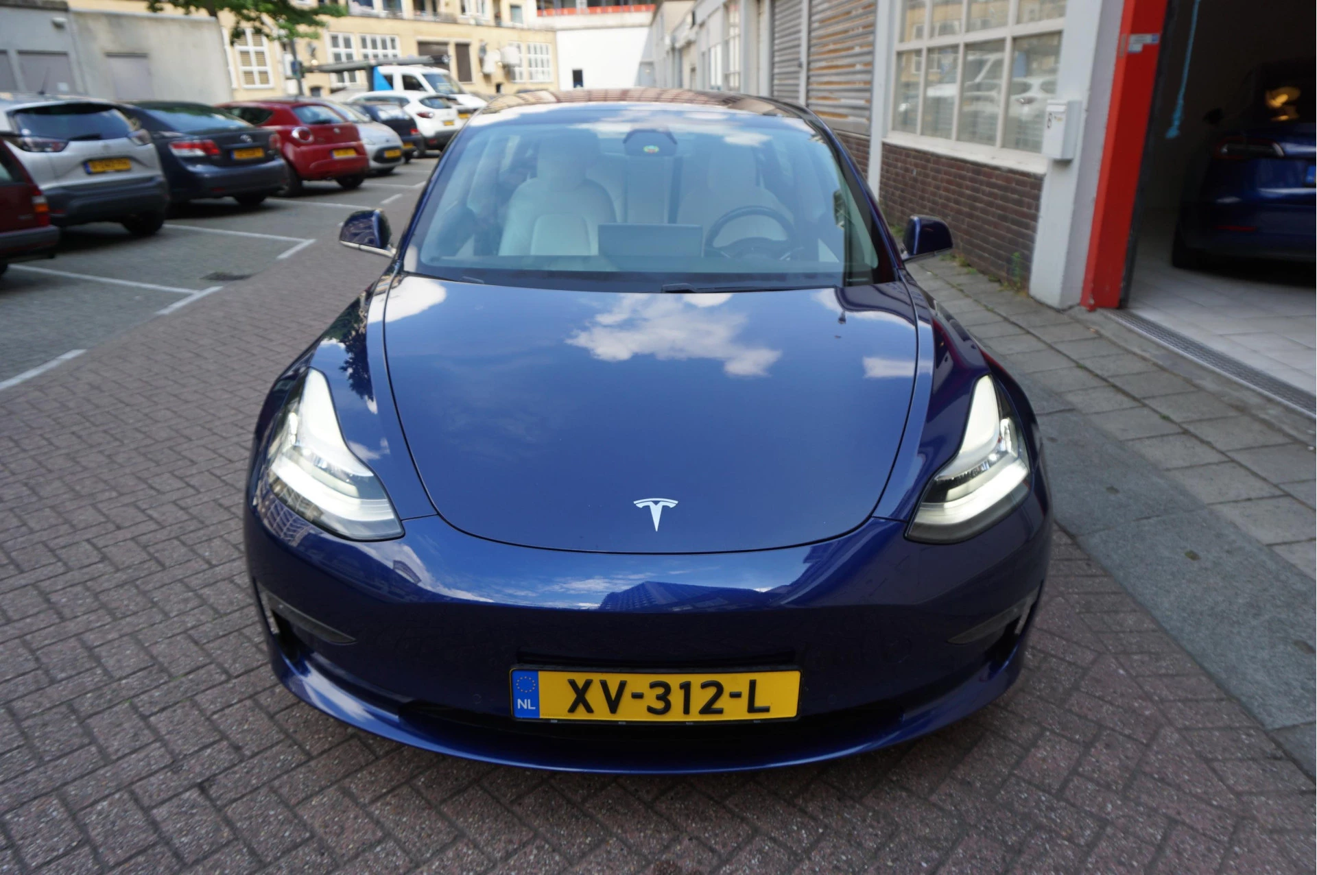 Hoofdafbeelding Tesla Model 3