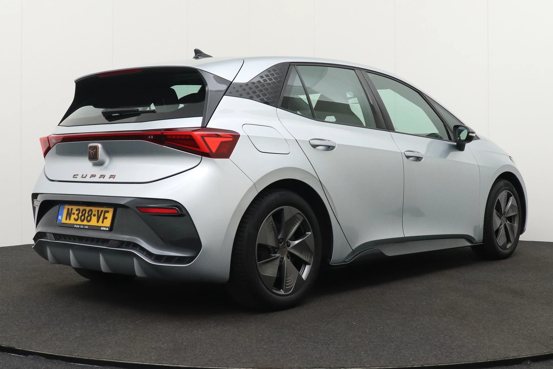 Hoofdafbeelding CUPRA Born