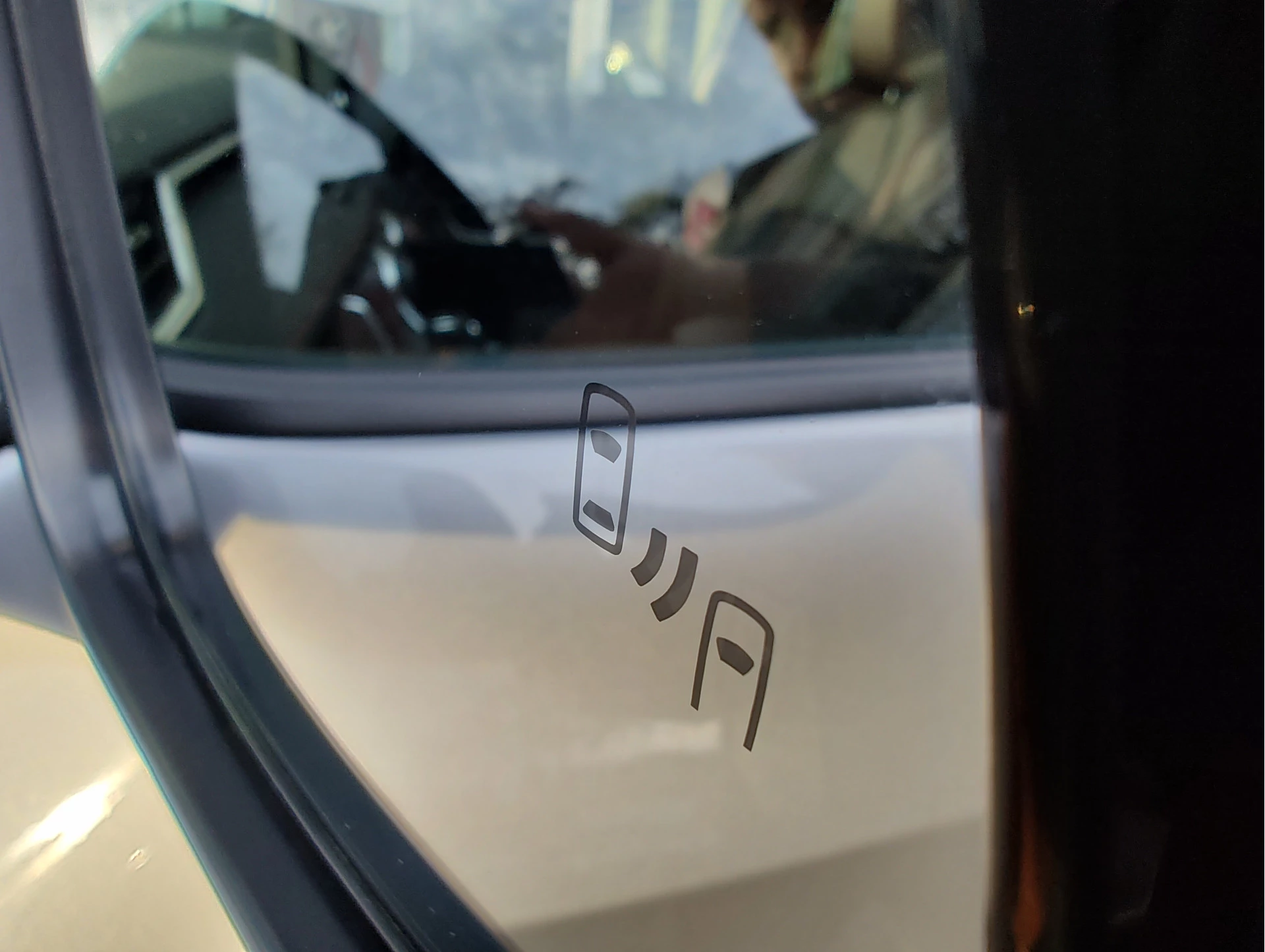 Hoofdafbeelding Suzuki Across