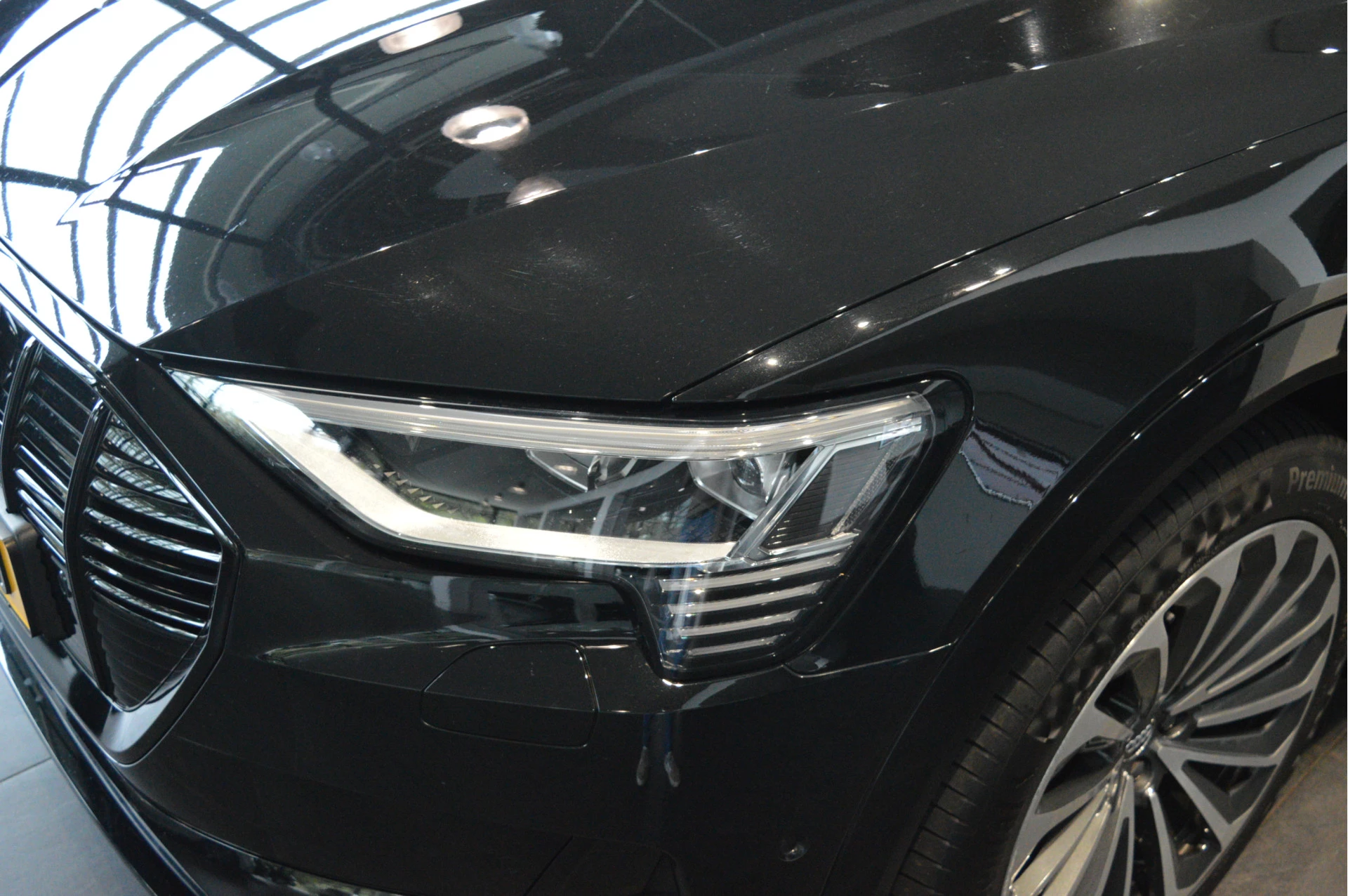 Hoofdafbeelding Audi e-tron