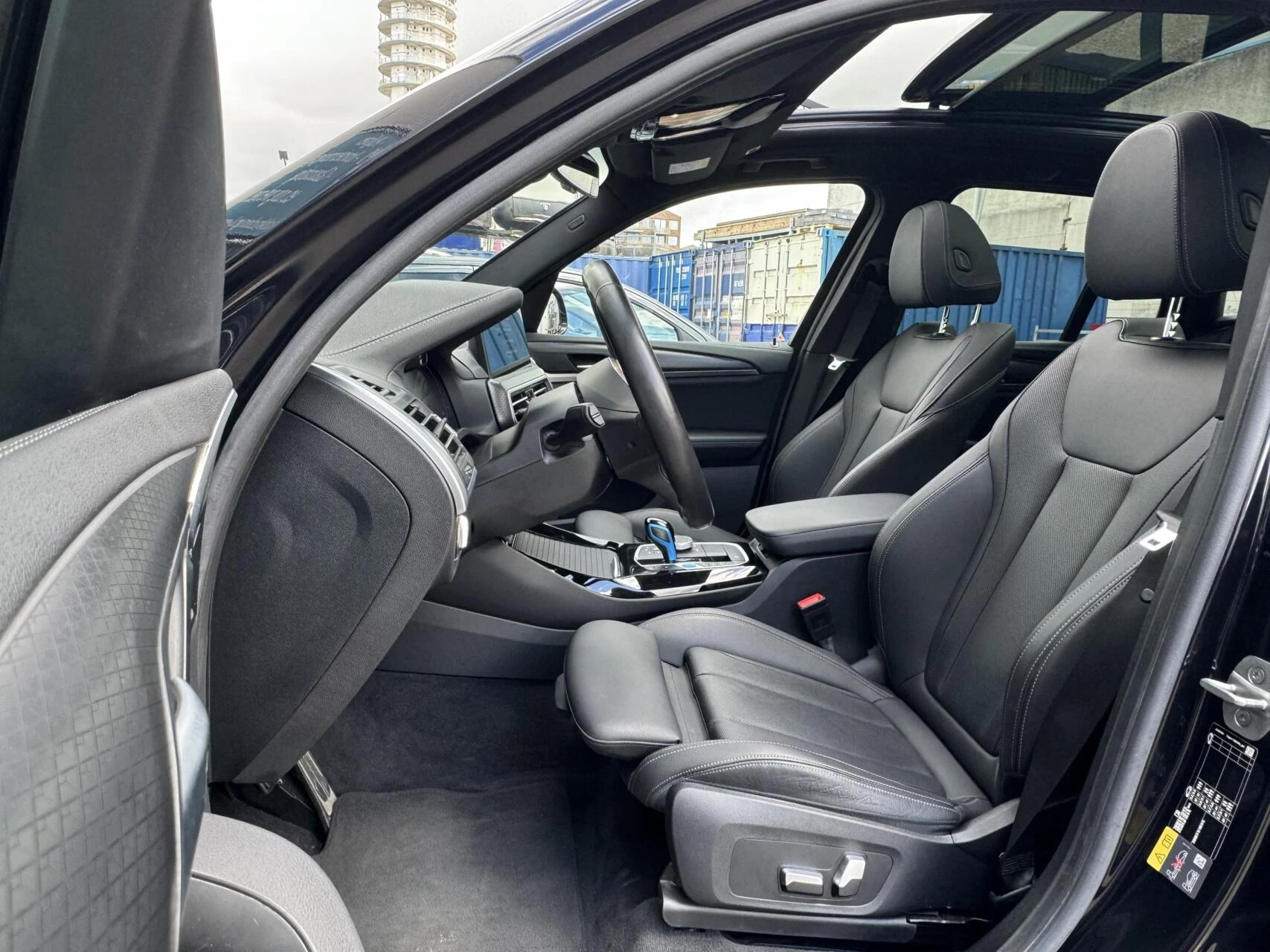 Hoofdafbeelding BMW iX3