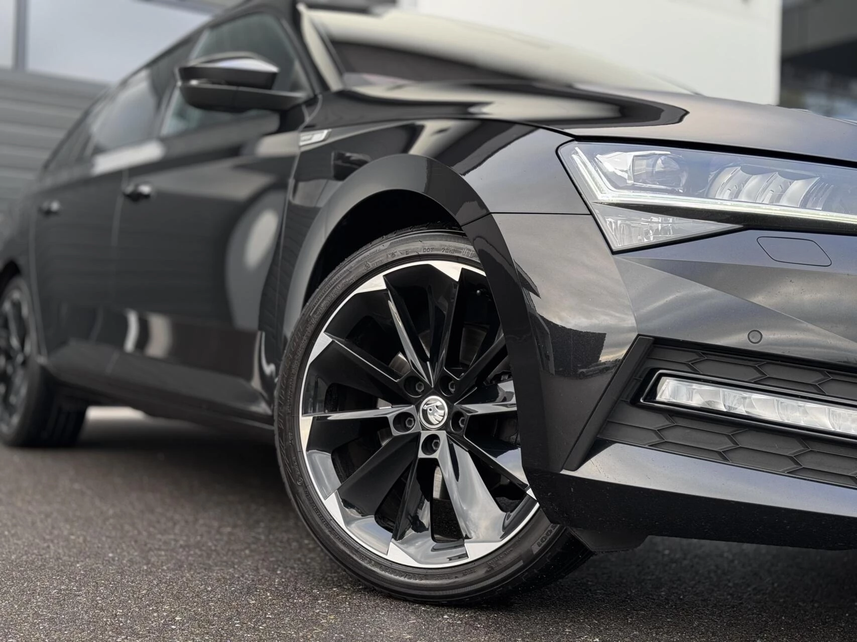 Hoofdafbeelding Škoda Superb