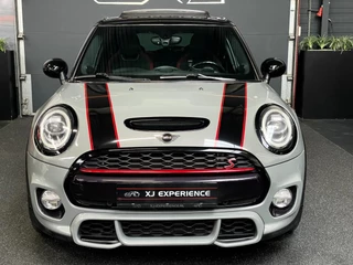 Mini Cooper S 2.0 JCW F1 H&K NAVIGATIE CARPLAY PANORAMADAK LEER CAMERA UNION JACK