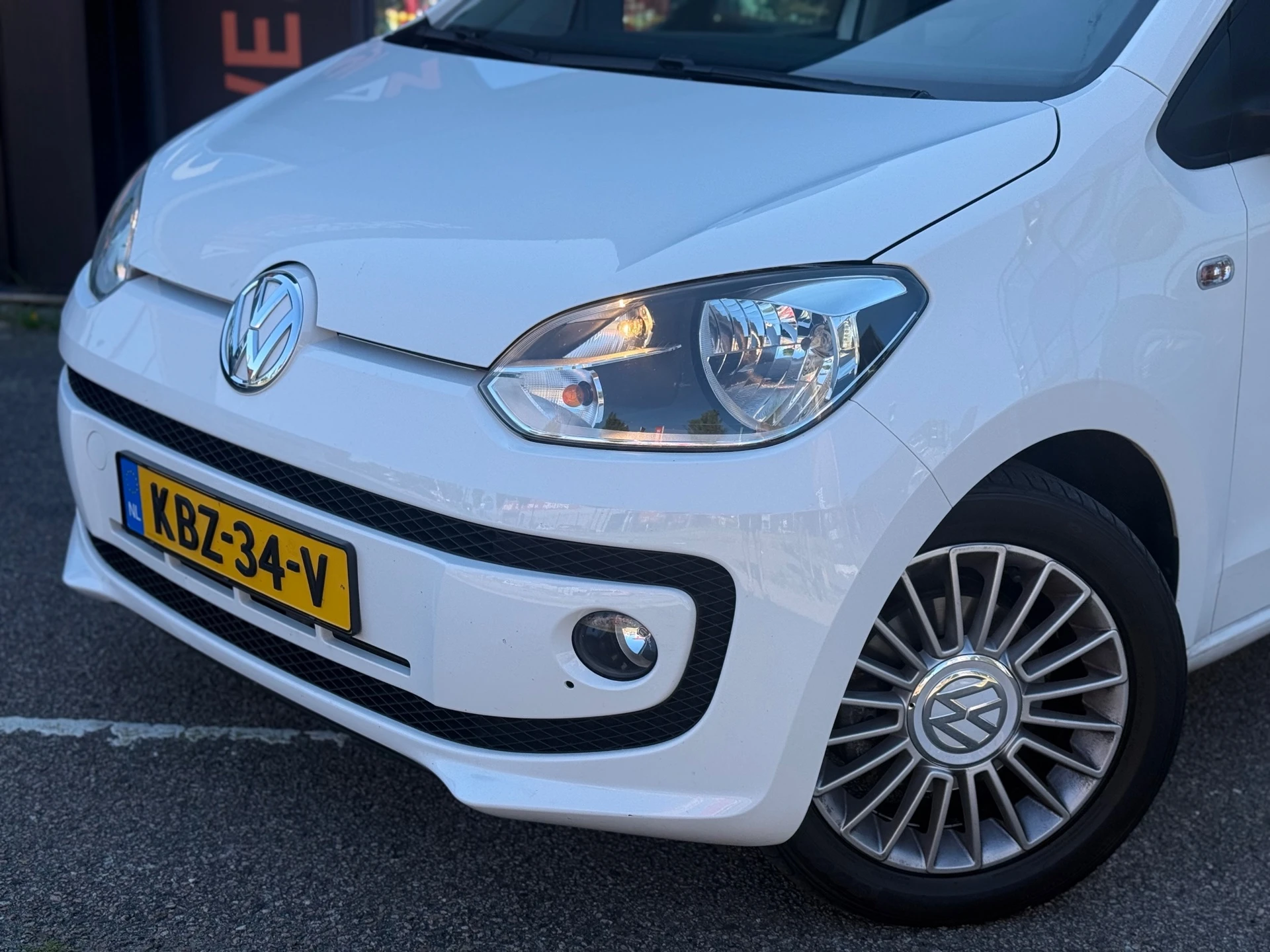 Volkswagen up!