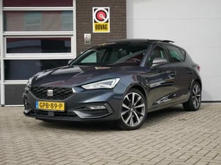 Seat Leon 1.5 eTSI FR Pano| Led| Sfeer| Navi+BT