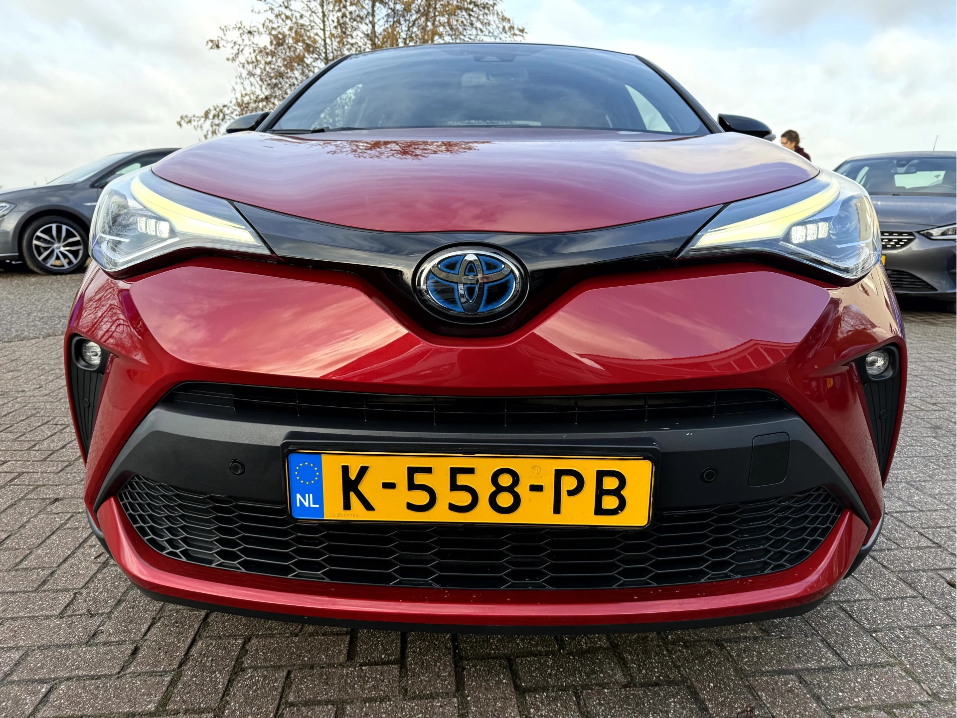 Hoofdafbeelding Toyota C-HR