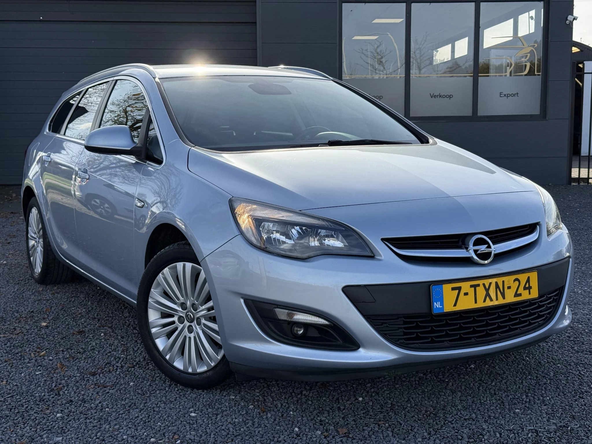 Hoofdafbeelding Opel Astra