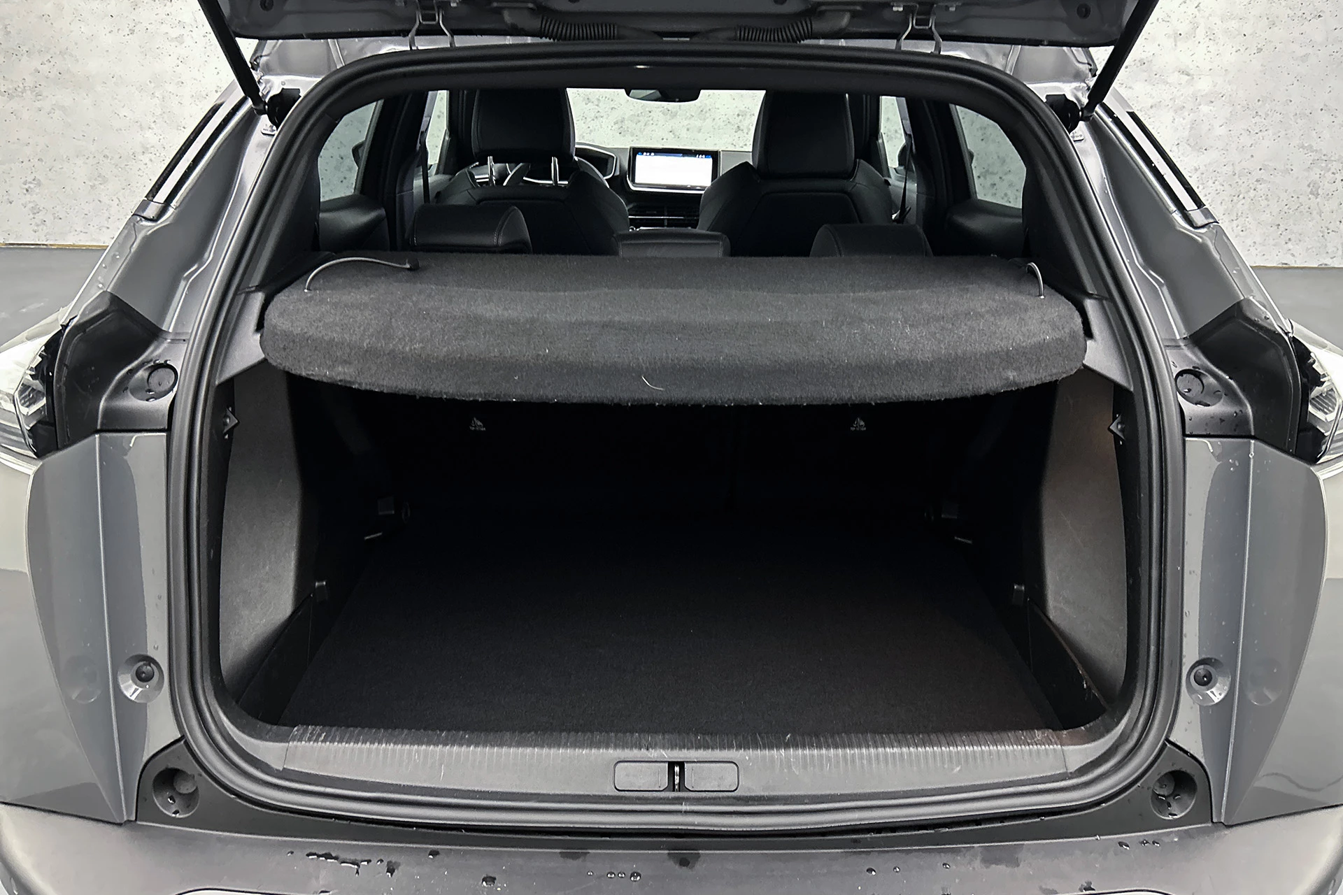Hoofdafbeelding Peugeot e-2008