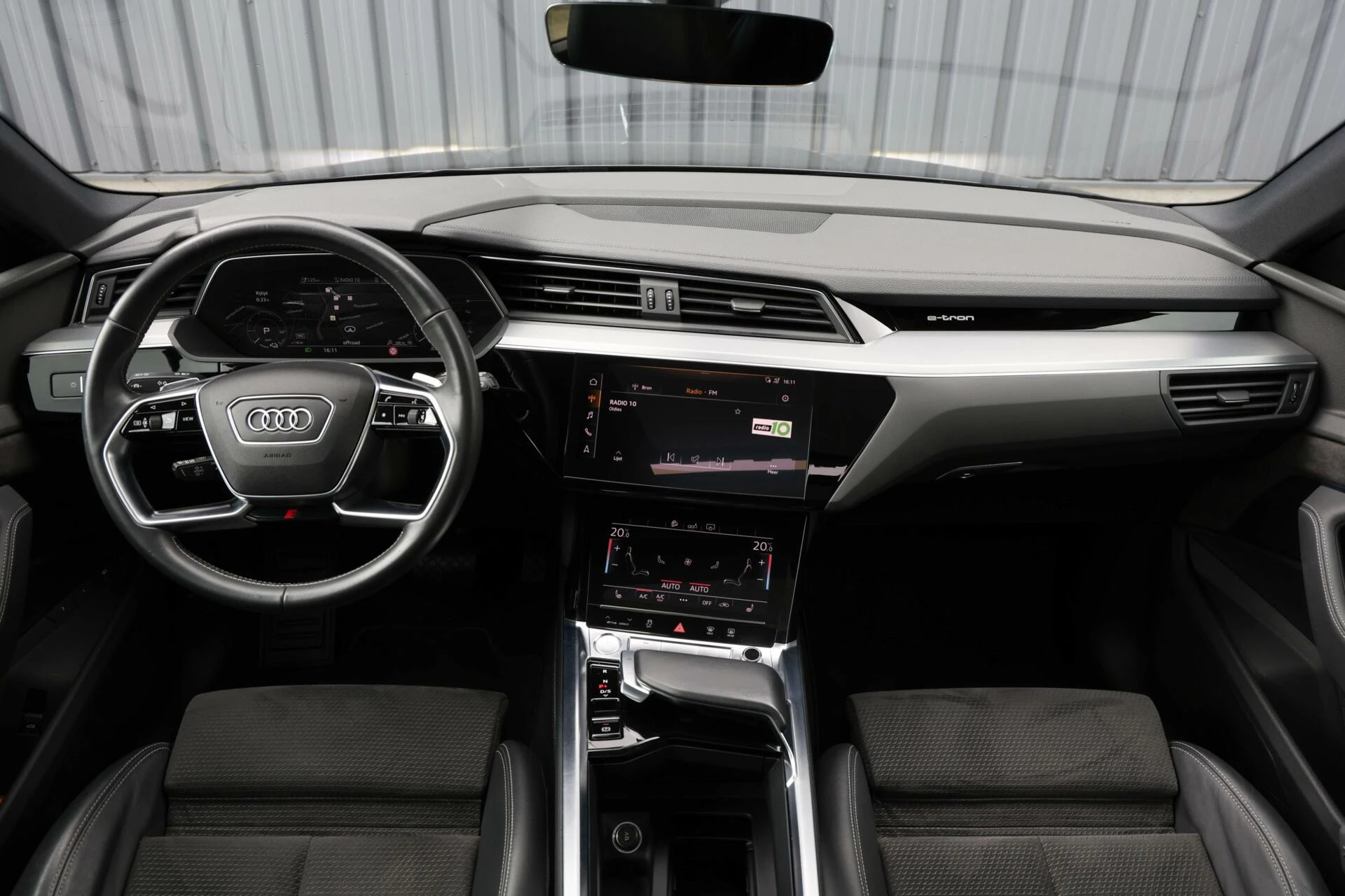 Hoofdafbeelding Audi e-tron