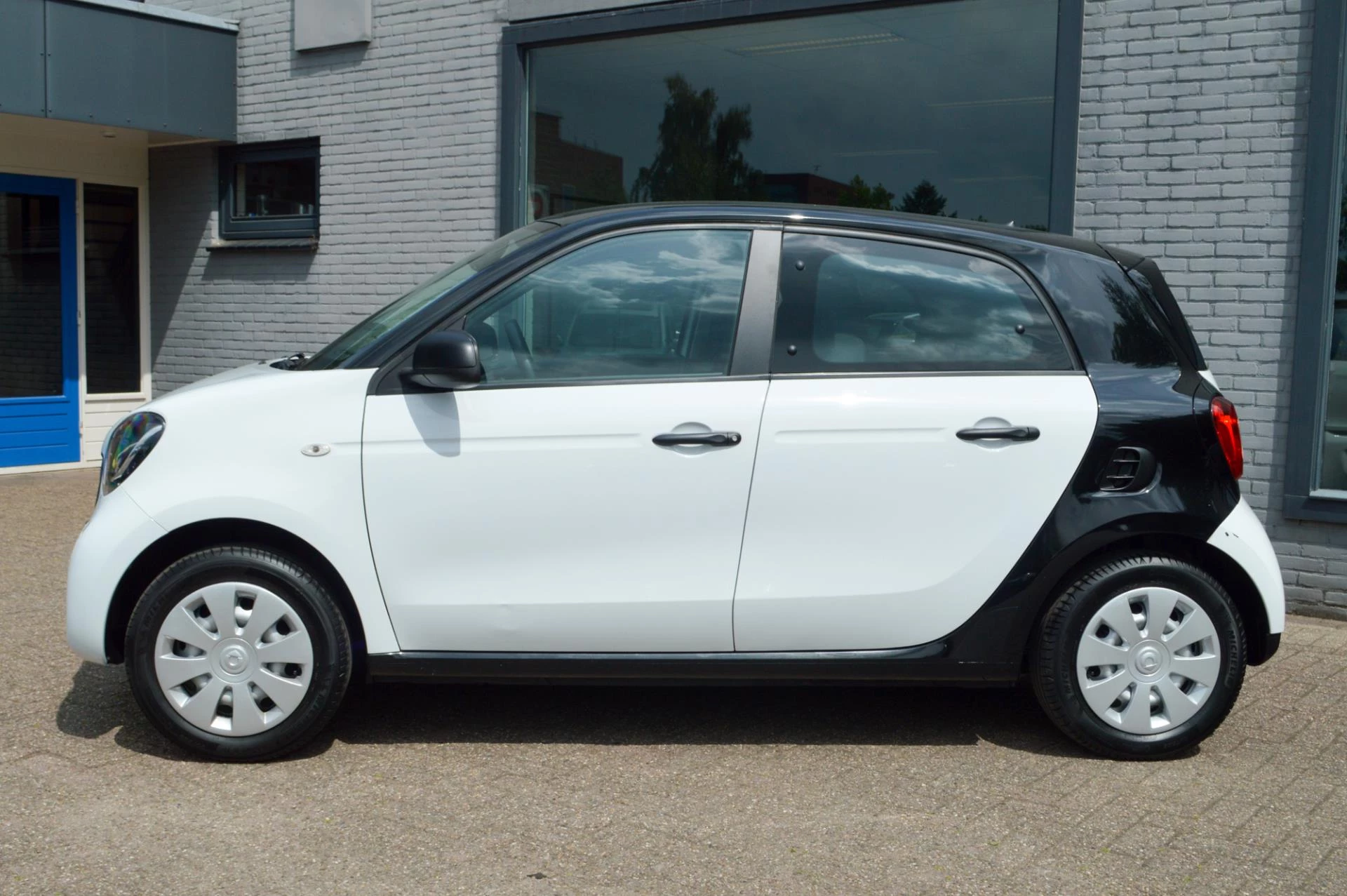 Hoofdafbeelding Smart Forfour