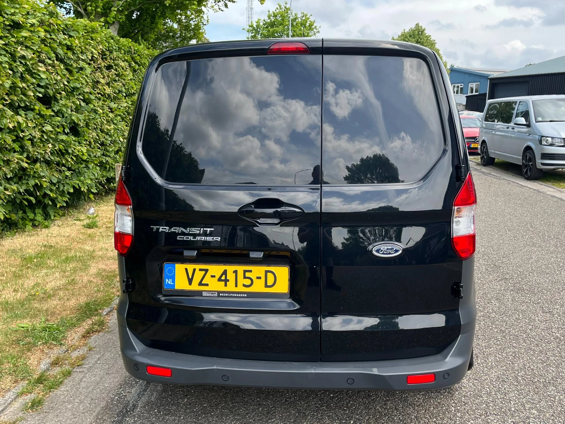 Hoofdafbeelding Ford Transit Courier