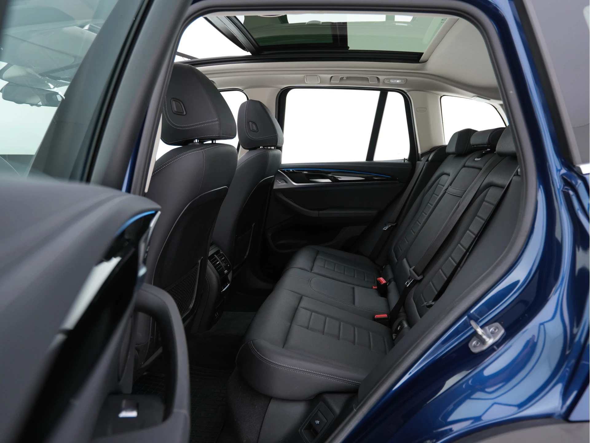 Hoofdafbeelding BMW iX3