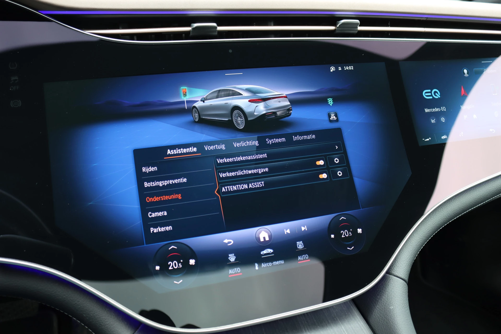 Hoofdafbeelding Mercedes-Benz EQS