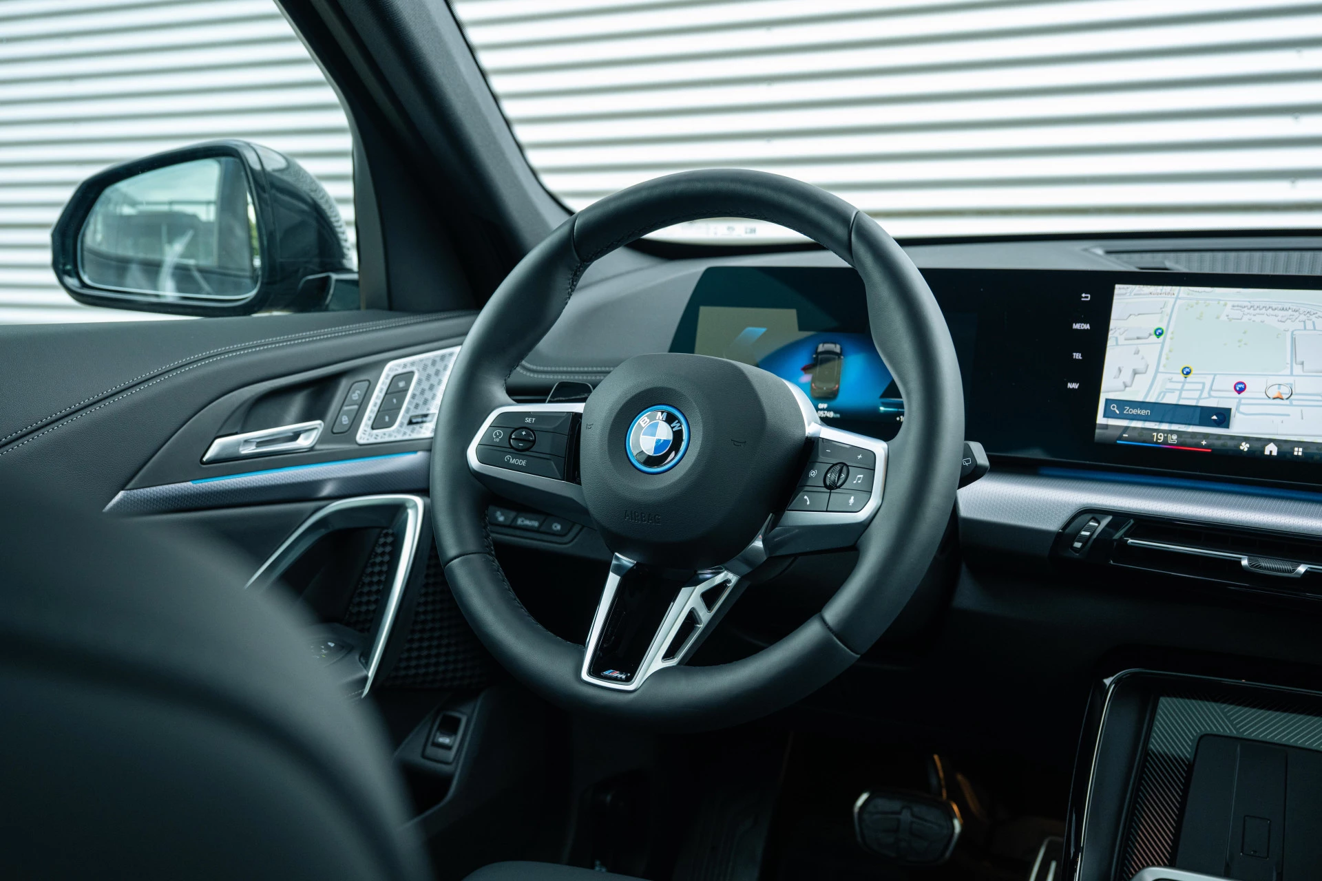 Hoofdafbeelding BMW iX1