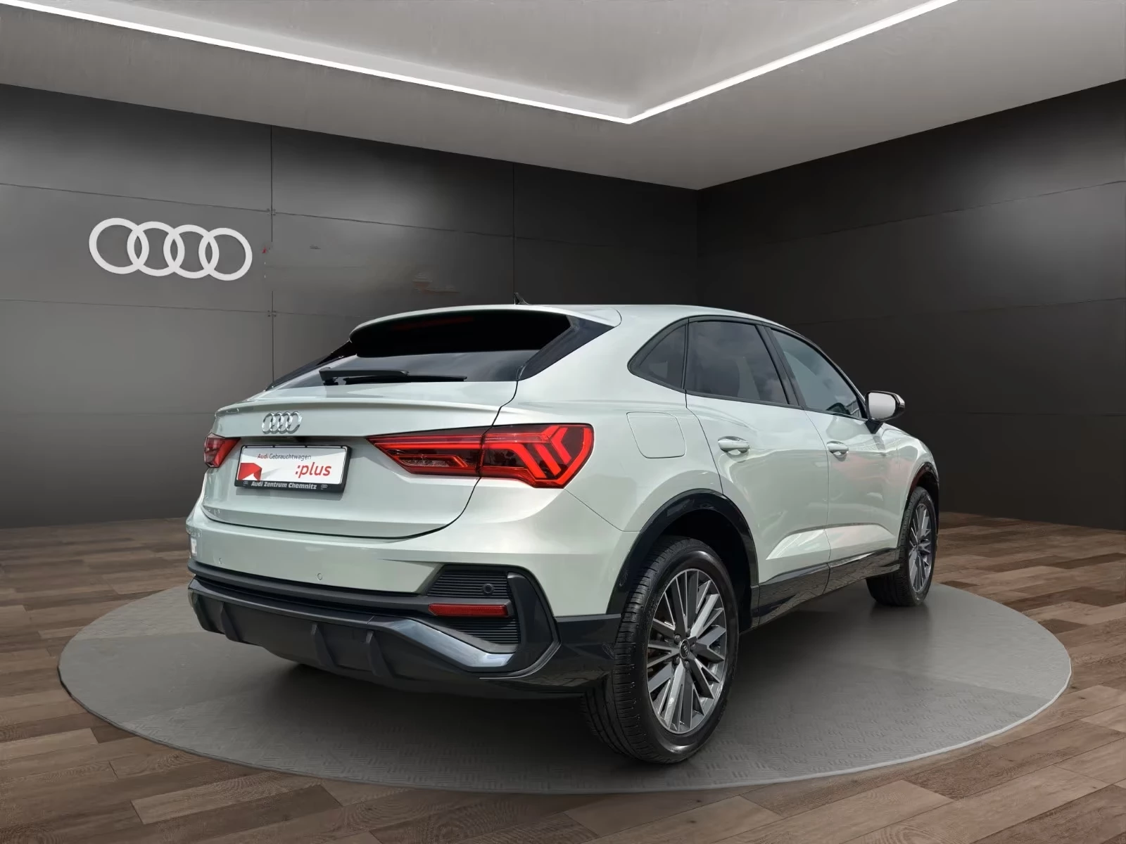 Hoofdafbeelding Audi Q3