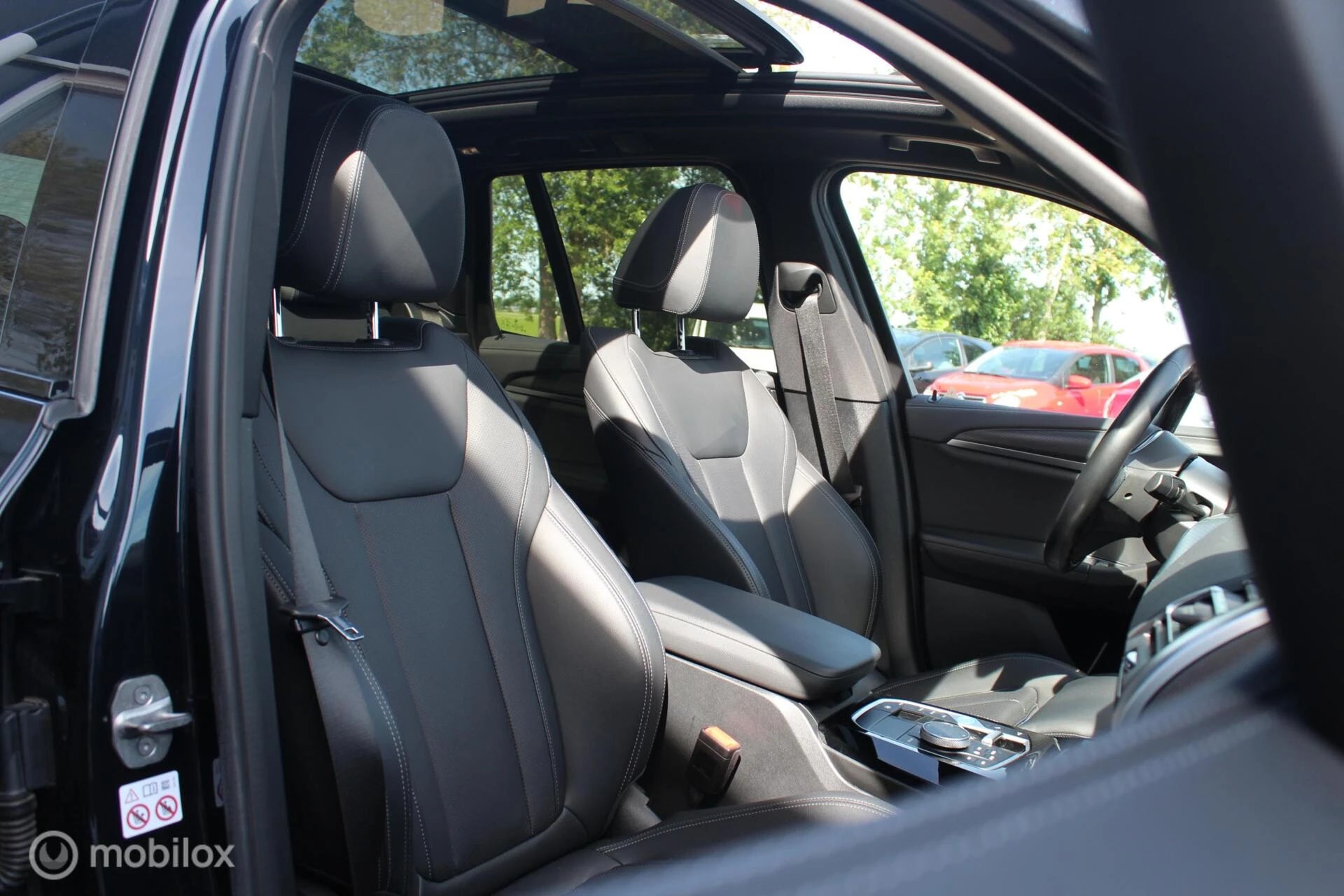 Hoofdafbeelding BMW iX3