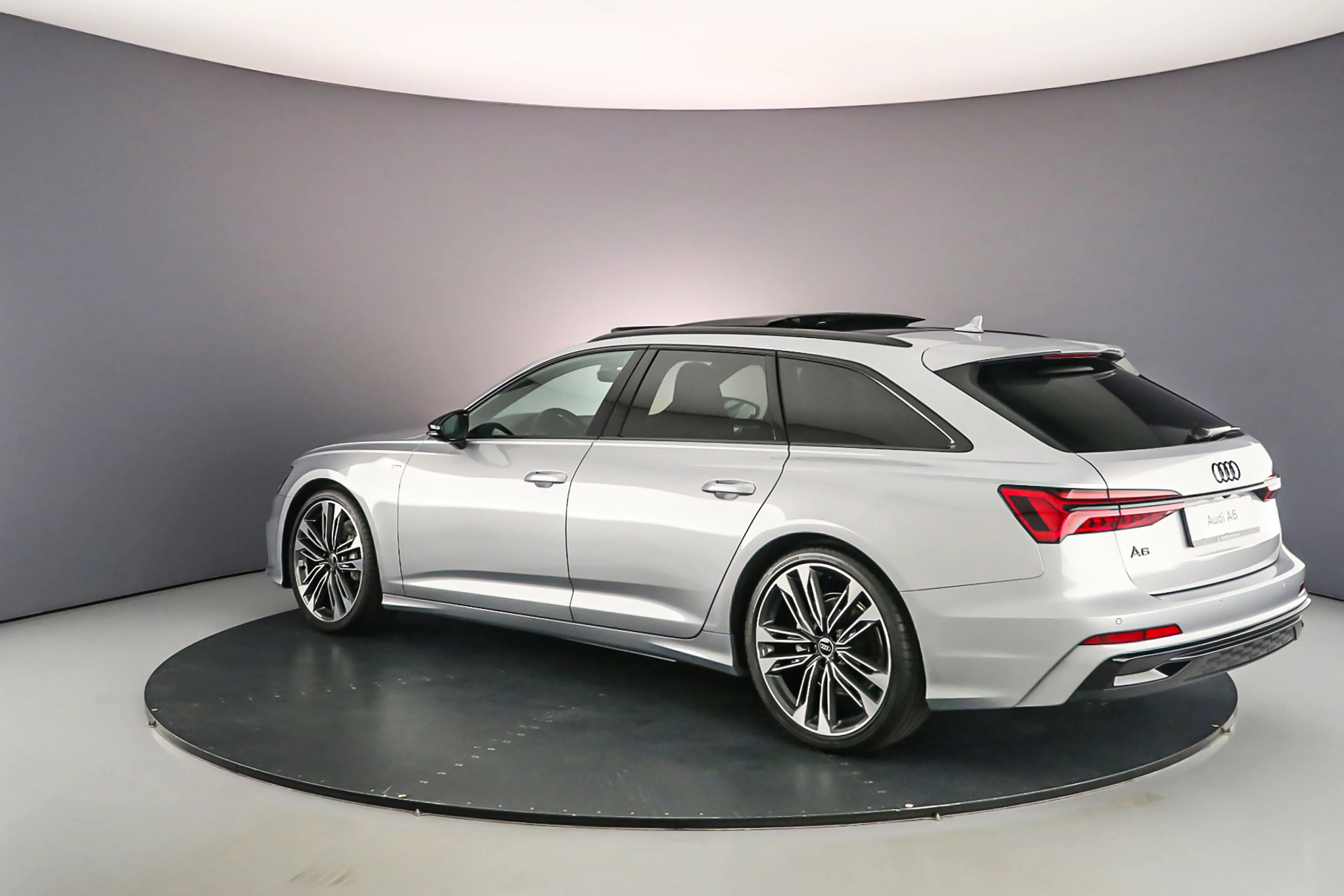 Hoofdafbeelding Audi A6