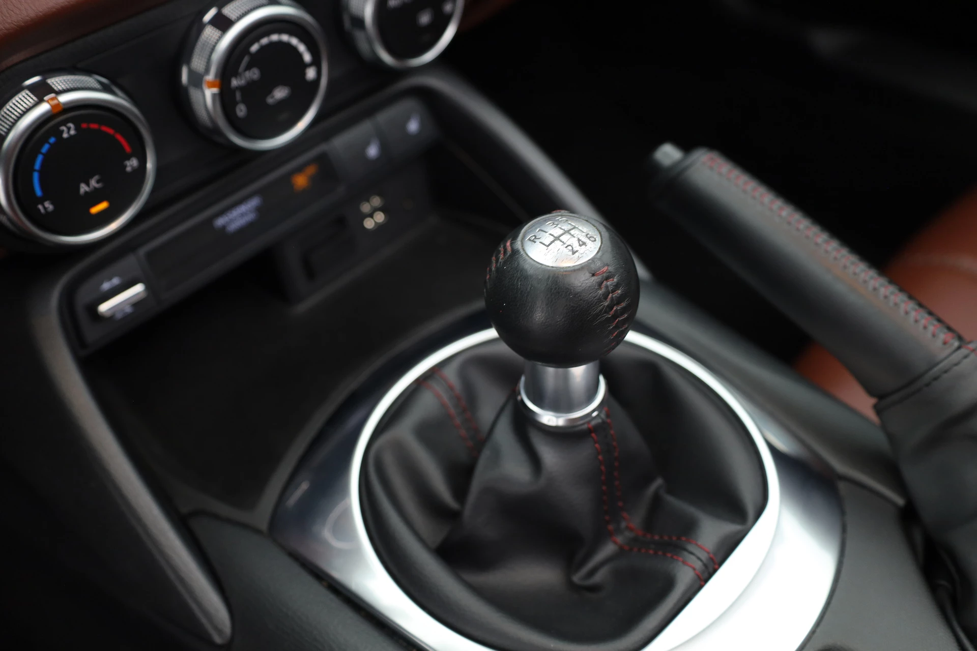 Hoofdafbeelding Mazda MX-5